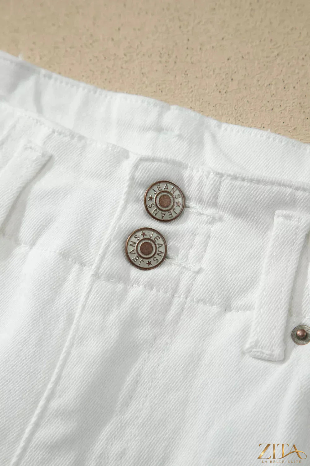 Zita La Belle Elite high waist wide leg jeans with two buttons, showcasing a stylish, relaxed fit in denim fabric.