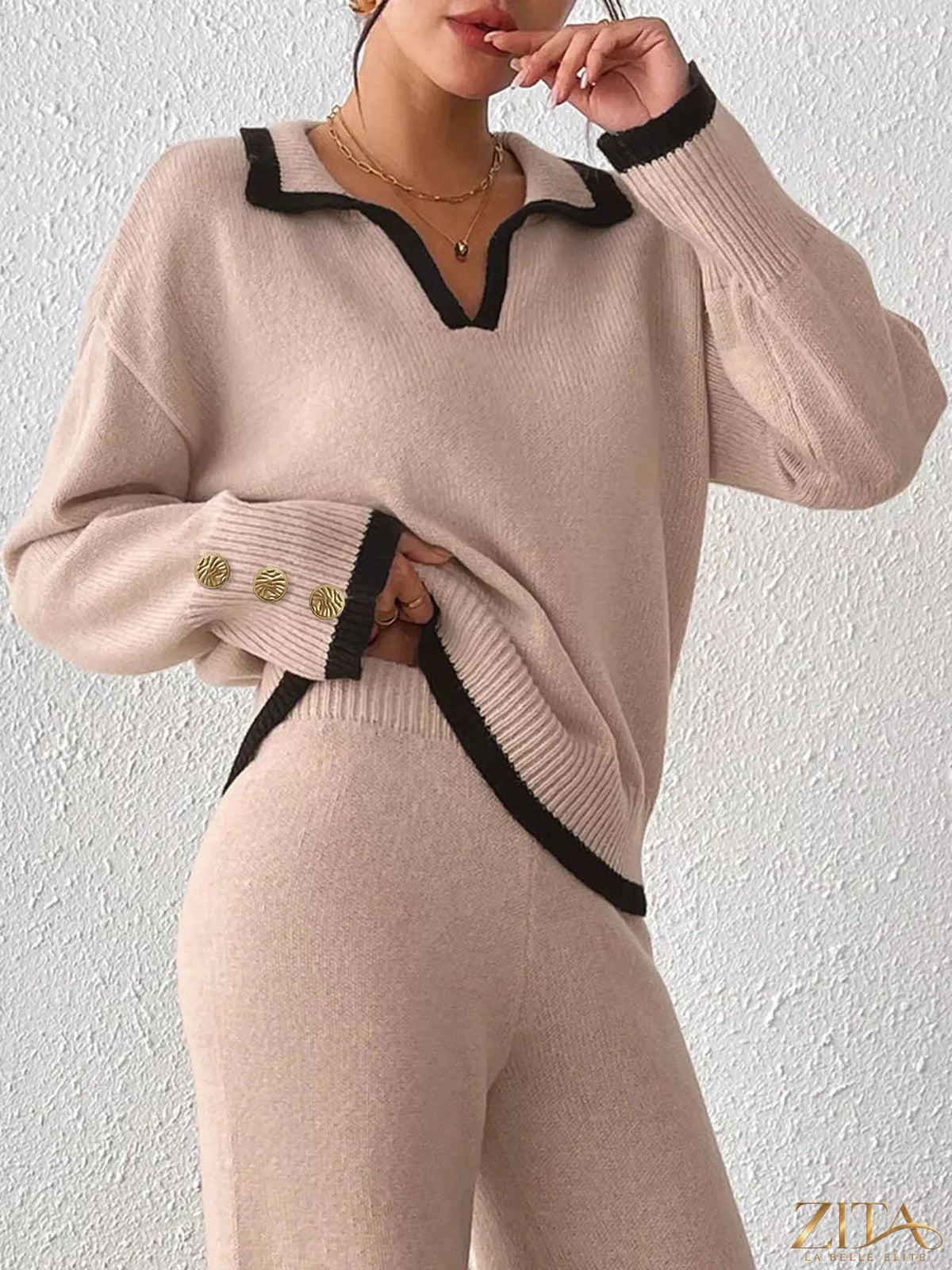 Zita La Belle Elite contrast trim polo collar sweater in soft knit with ribbed cuffs and hem, stylish and comfortable for casual wear.