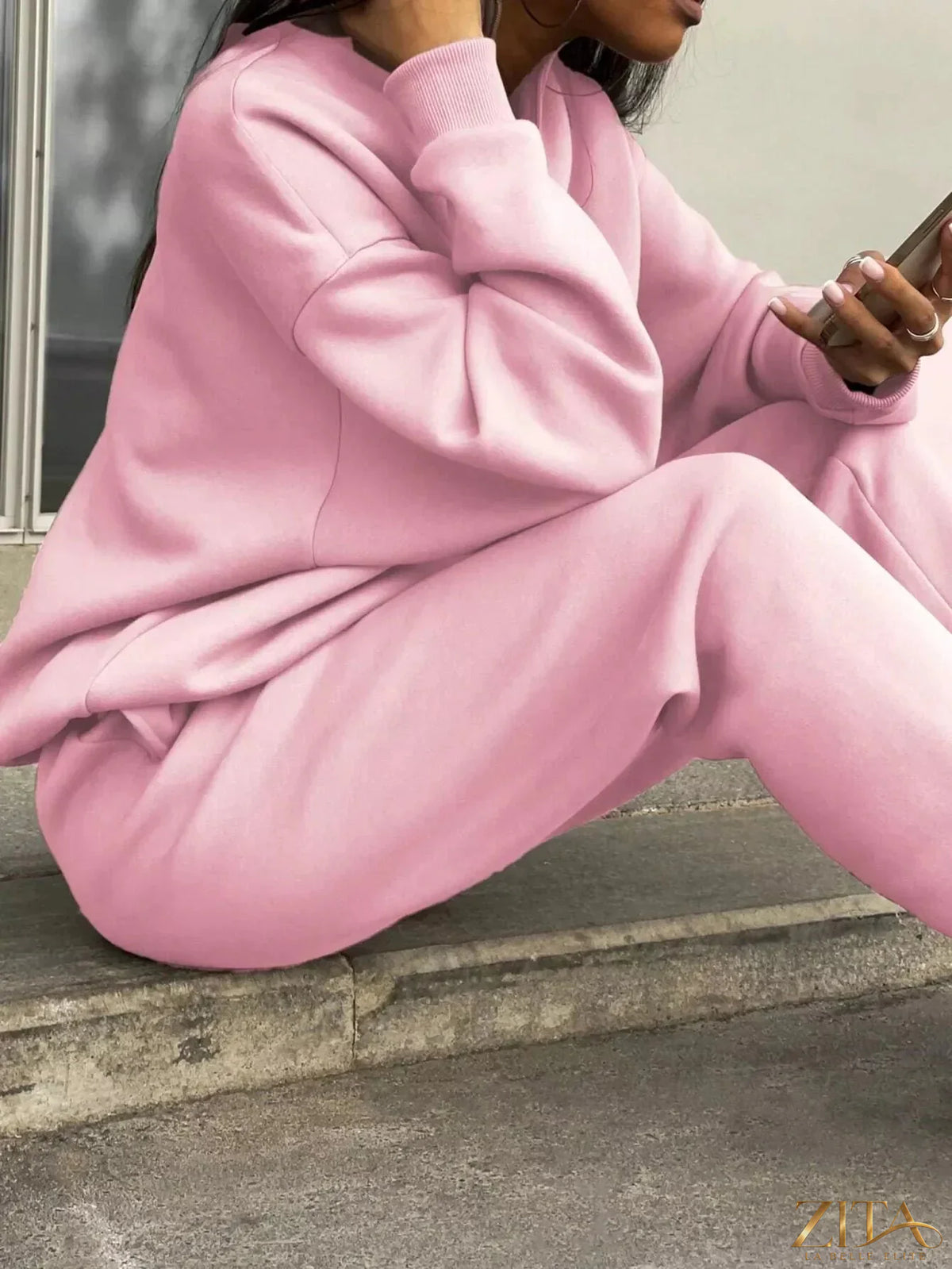 Zita La Belle Elite half zip sweatshirt and matching pants set, casual loungewear with a relaxed fit and comfortable fabric.