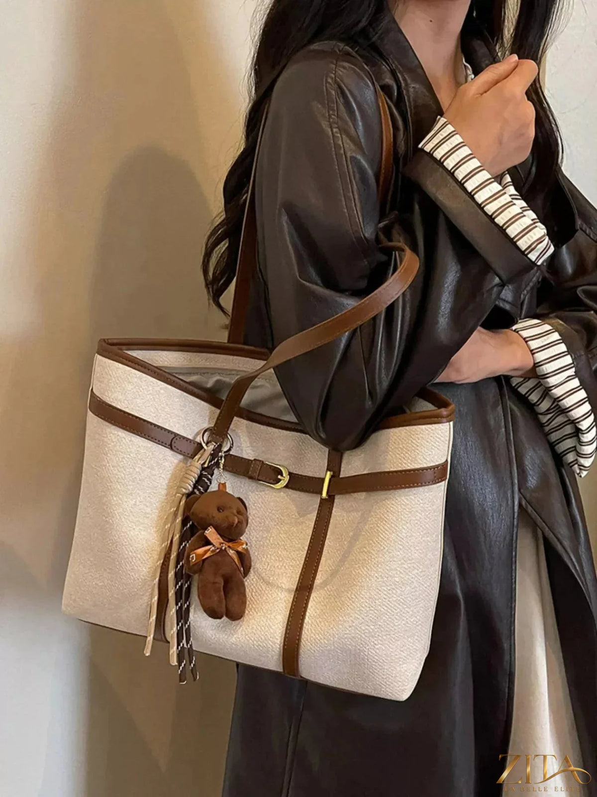 Zita La Belle Elite decorative buckle tote bag with stylish design, featuring a prominent buckle and spacious interior.