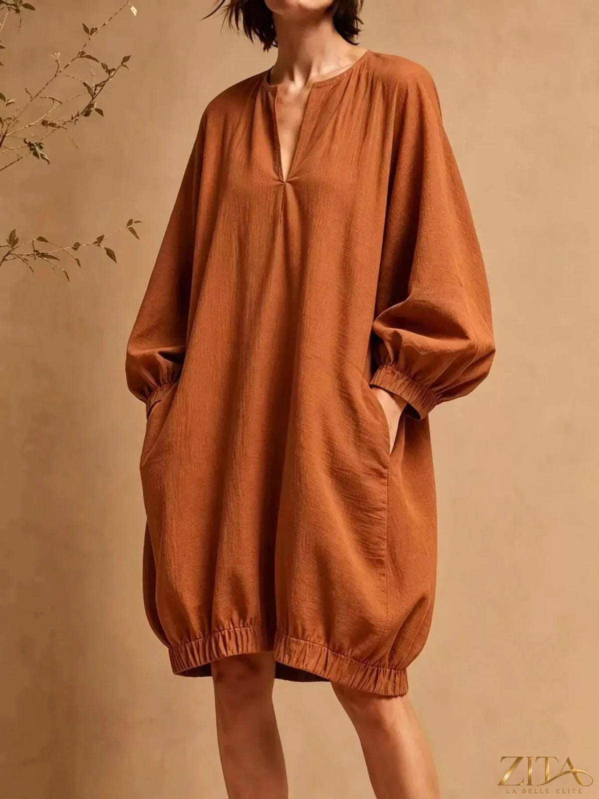 Zita La Belle Elite casual loose-fit mini dress with balloon sleeves and pockets, stylish and comfortable for everyday wear.