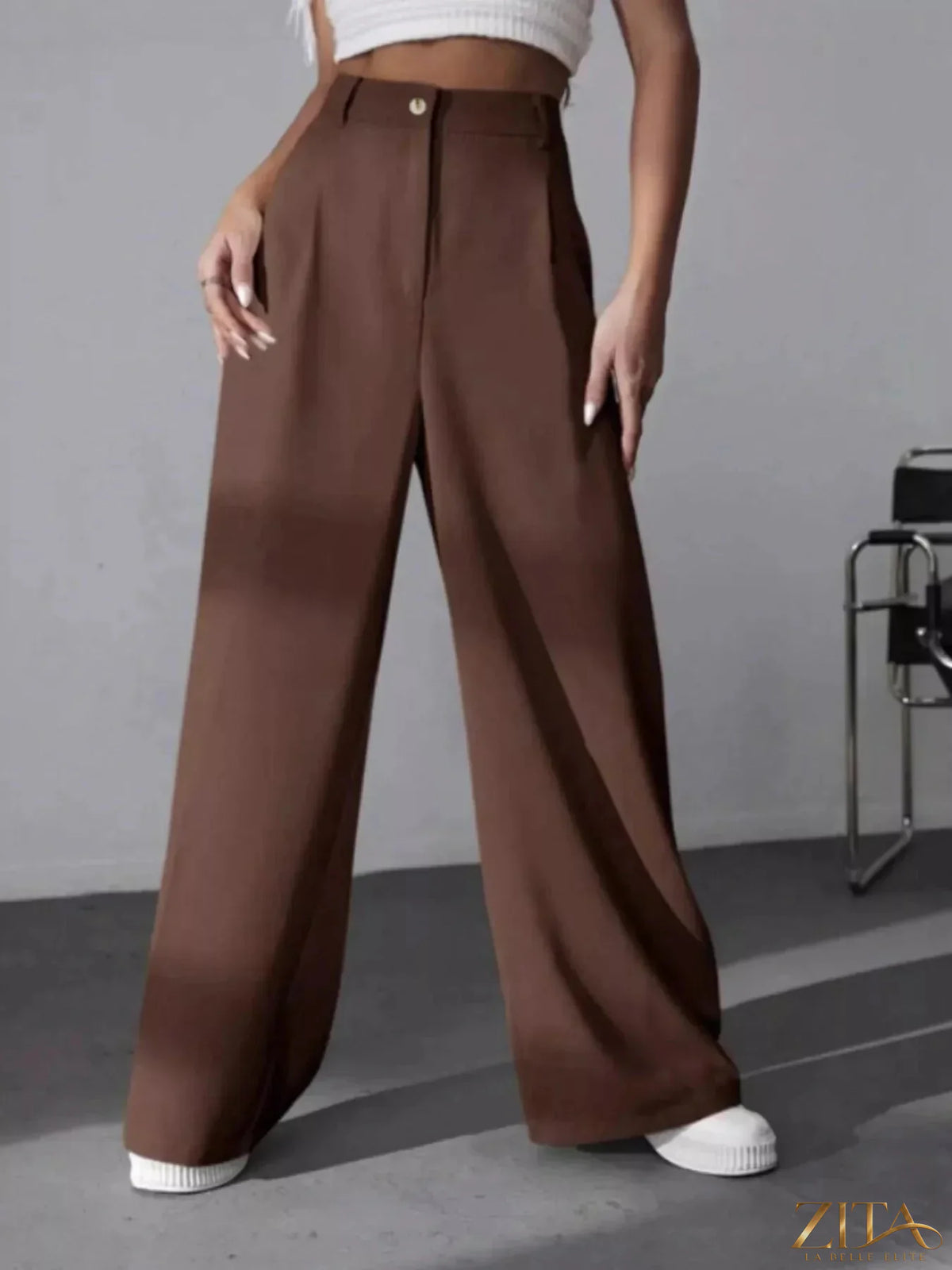 Zita La Belle Elite wide leg pleated pants in lightweight fabric, featuring a high waist and flowing silhouette.