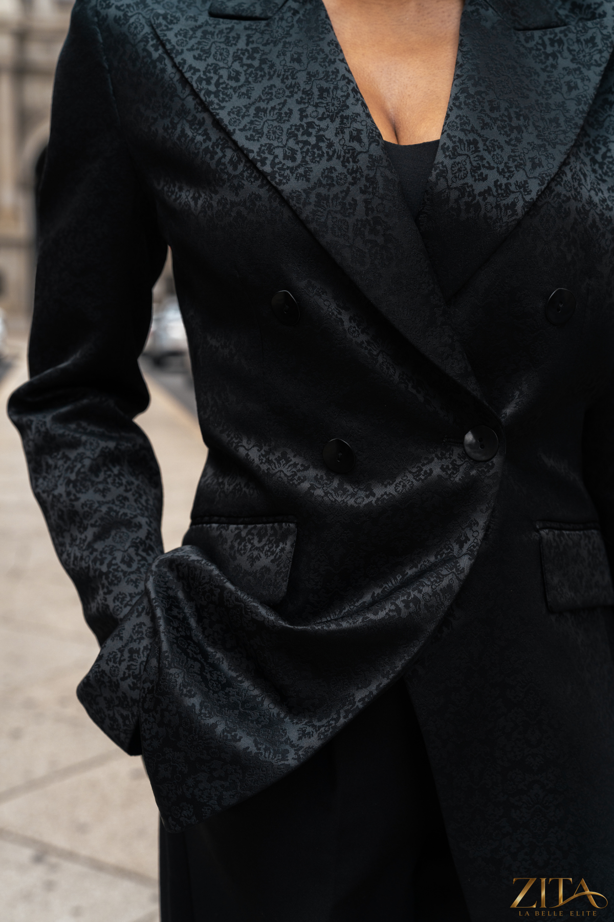 Zita La Belle Elite PREMIER black blazer, tailored men's blazer with classic lapel and sleek fit, shown on a model.