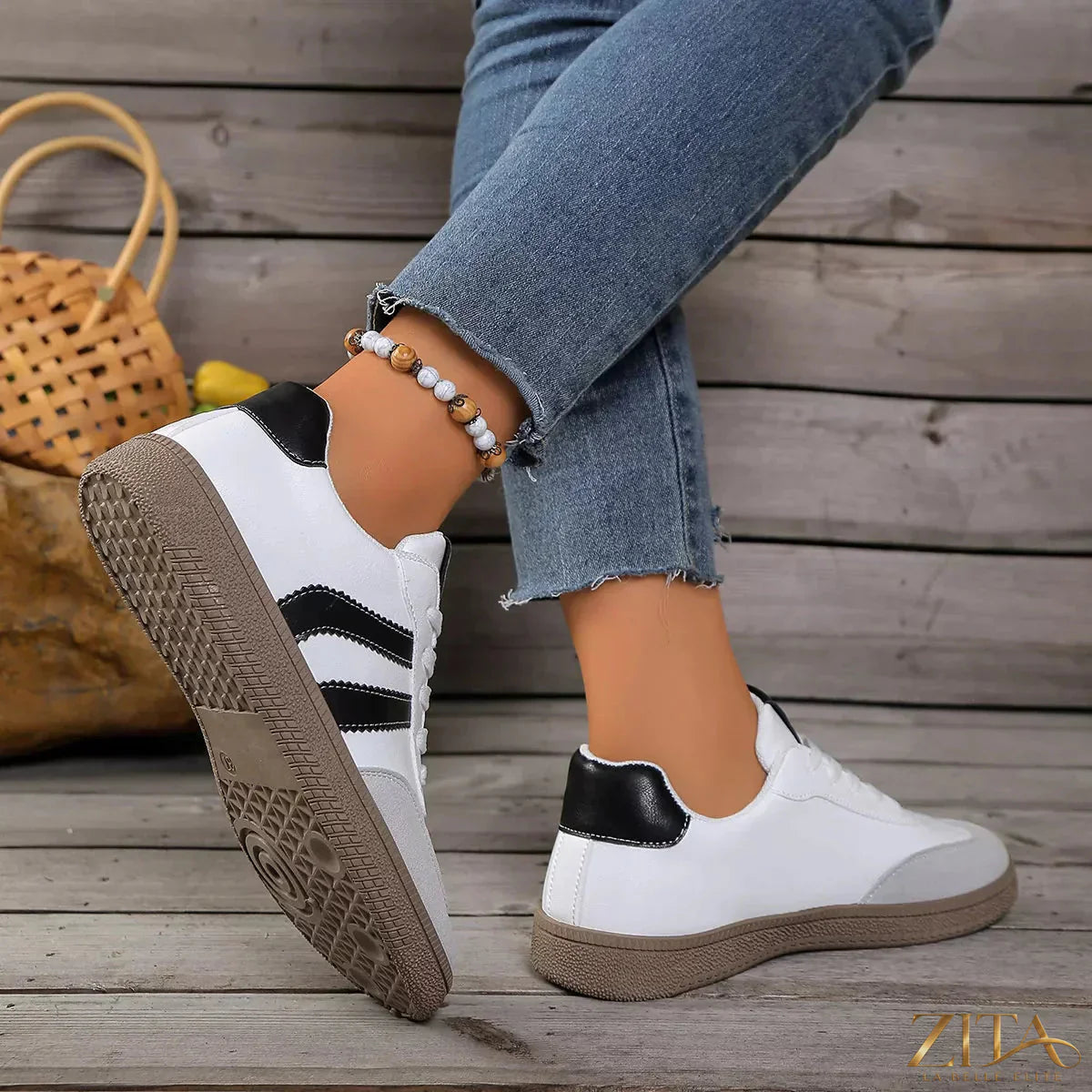 Zita La Belle Elite lace-up casual sneakers in white with comfortable rubber soles and stylish design.