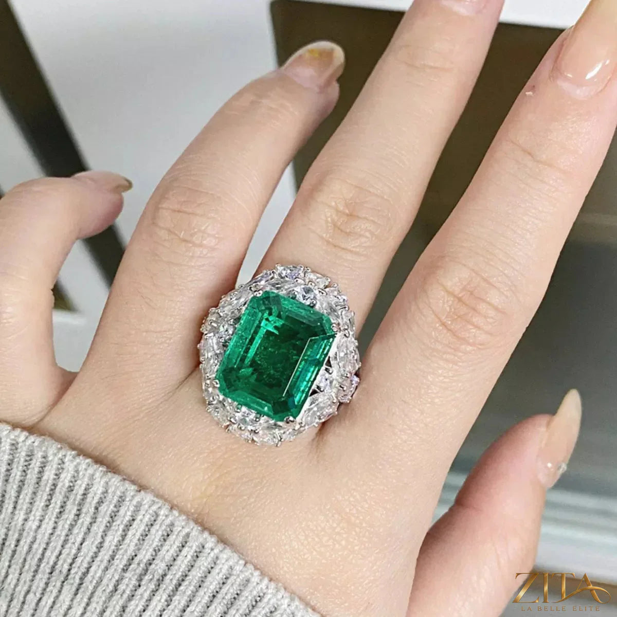 925 Sterling Silver Zircon Ring with sparkling zircon stones, showcasing elegant and detailed jewelry craftsmanship.