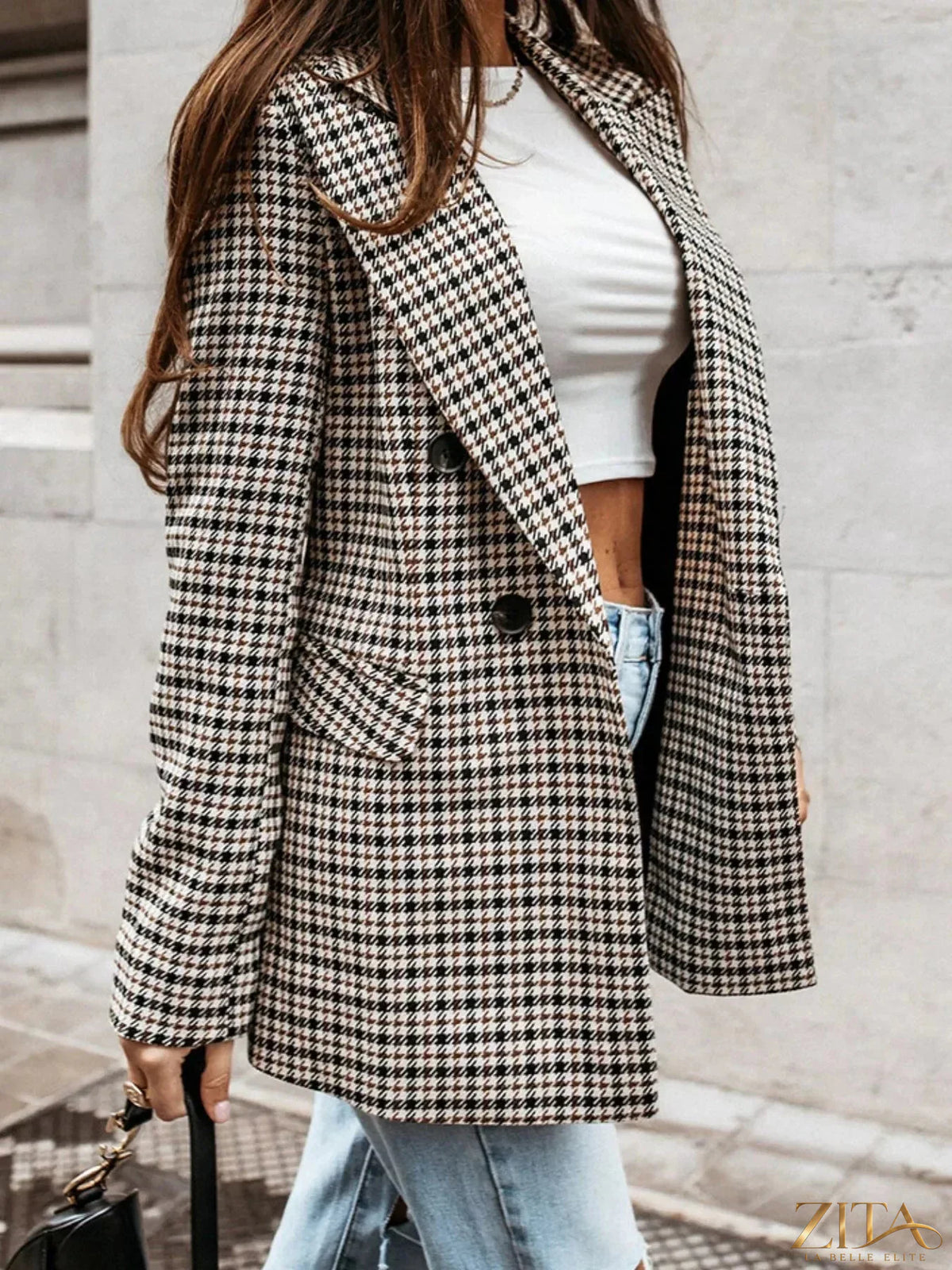 Zita La Belle Elite classic houndstooth double-breasted blazer with notch lapels and tailored fit, shown on a model.