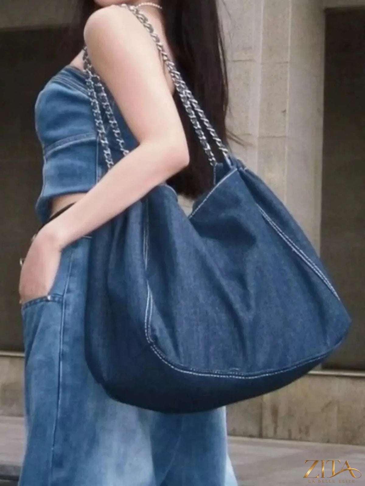 Zita La Belle Elite chain strap tote bag with sleek design, featuring a spacious interior and stylish chain shoulder strap.