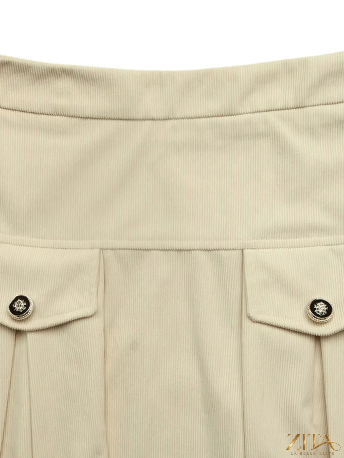 Zita La Belle Elite high waist pleated midi skirt in flowy fabric, showcasing its elegant pleats and midi length.