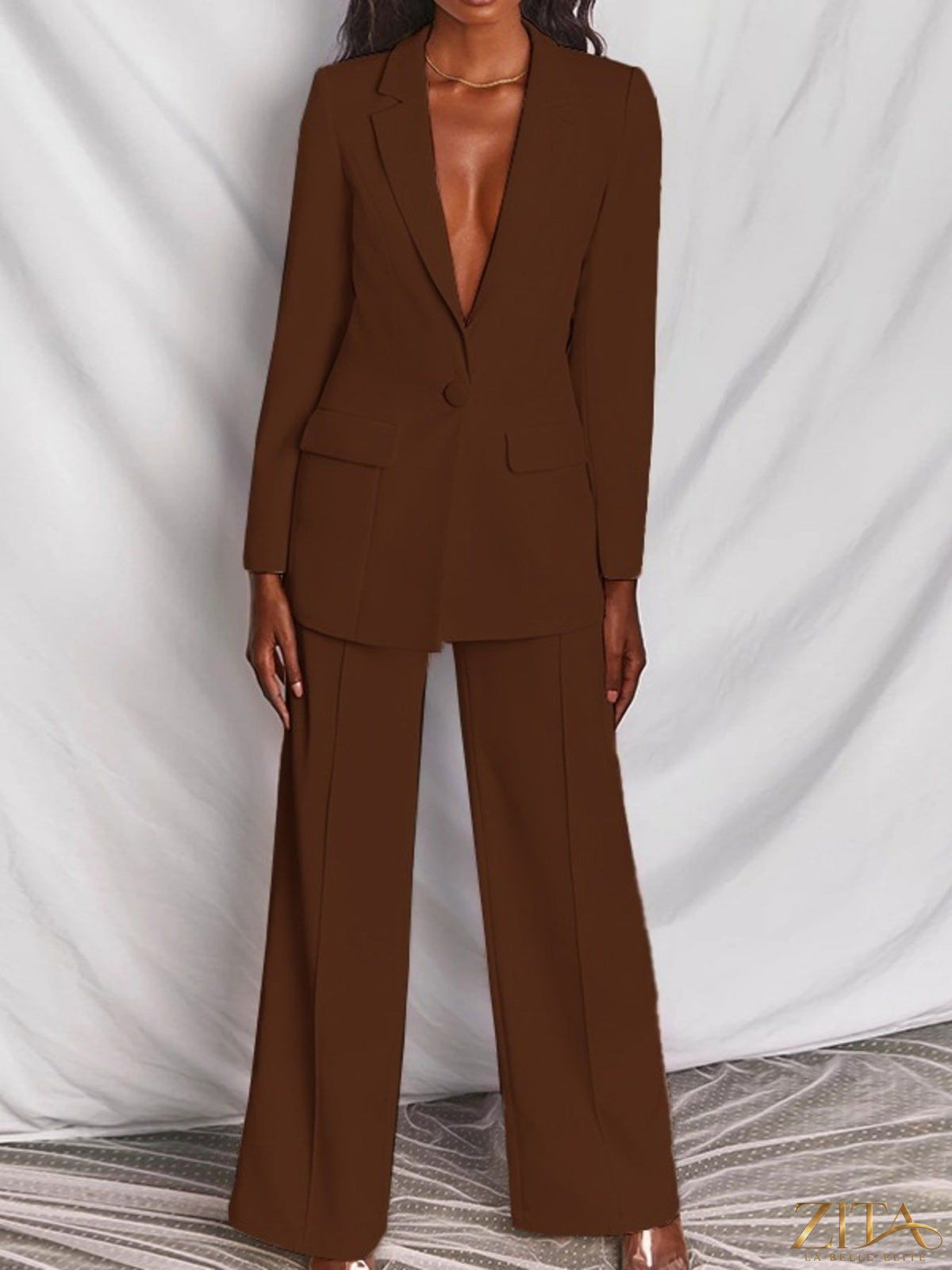 Plus size Zita La Belle Elite blazer and wide-leg pants set, featuring a one-button blazer and stylish matching trousers.