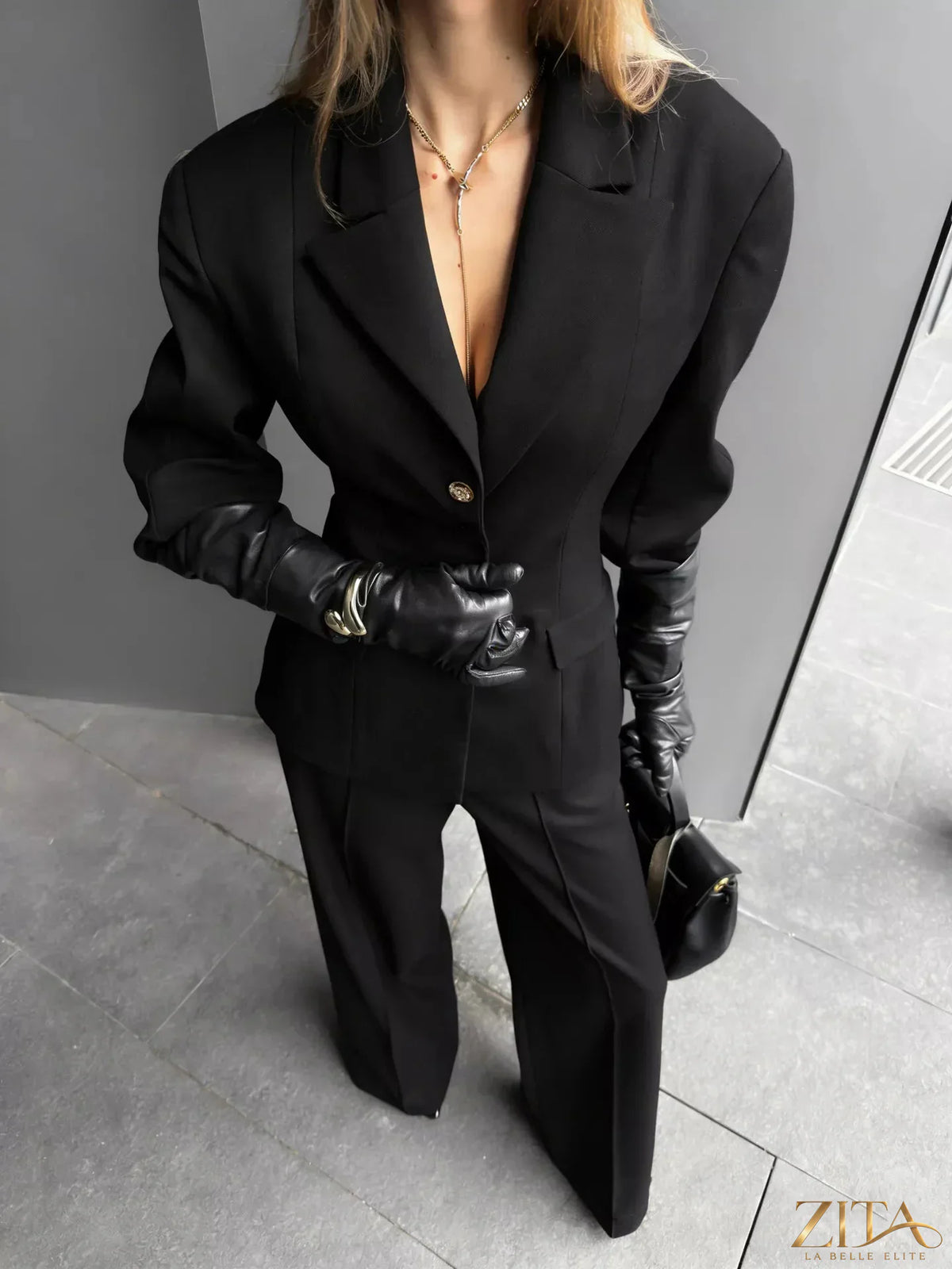 Zita La Belle Elite single-breasted blazer and wide-leg pants set displayed on a model, stylish formal outfit for women.