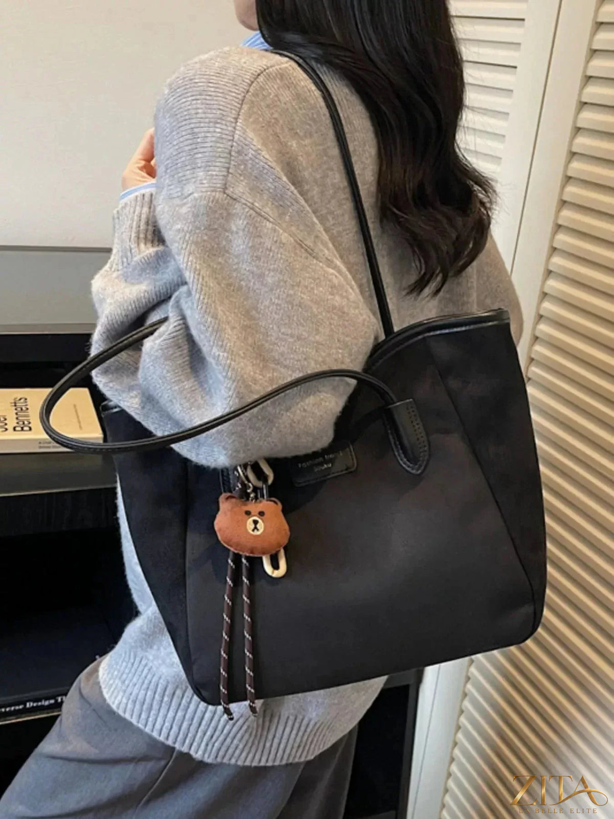 Zita La Belle Elite suede casual tote bag with rounded handles and spacious interior, made of soft tan suede leather.