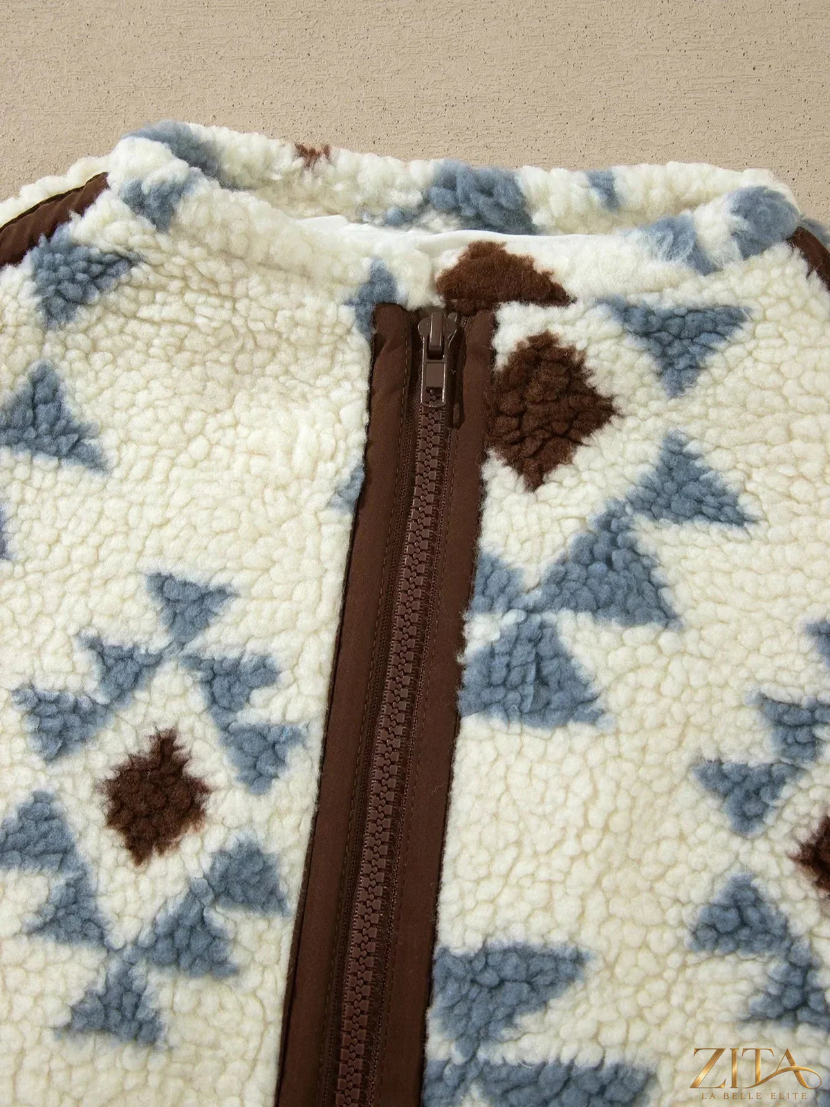 Zita La Belle Elite geometric print sherpa Western-style long sleeve sweatshirt with cozy fleece fabric and stylish design.