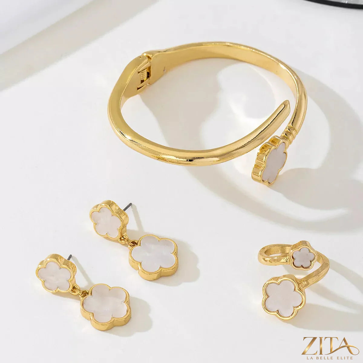 18K gold-plated flower jewelry set by Zita La Belle Elite, featuring a necklace and earrings with intricate floral design.