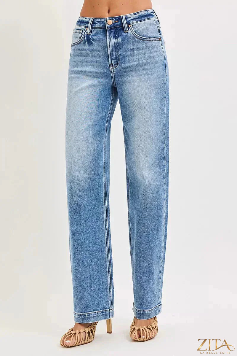 Zita La Belle Elite RISEN high rise wide baggy jeans in dark denim with relaxed fit and distressed details, front view.