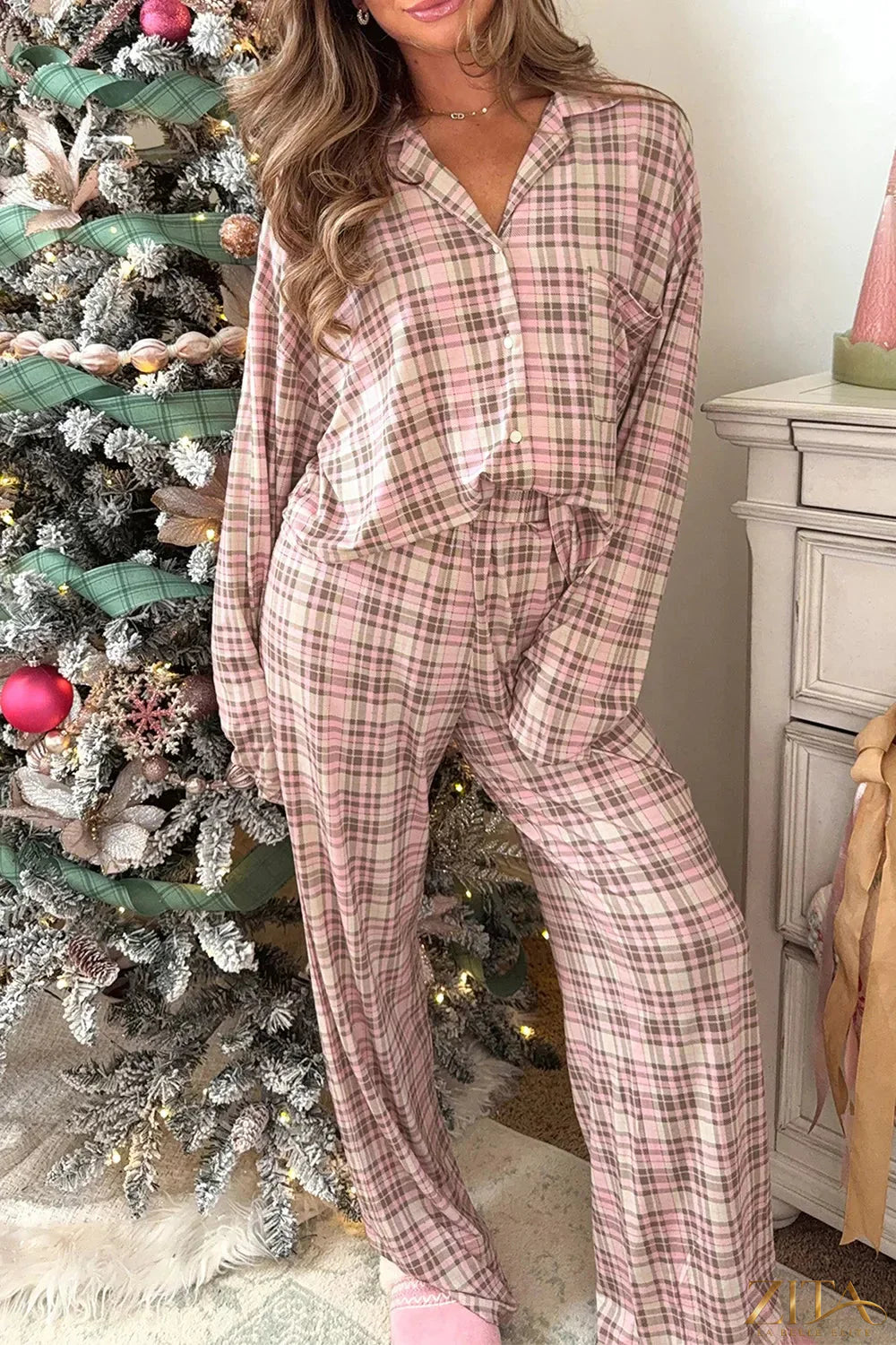 Zita La Belle Elite plaid patch pockets long sleeve lounge set, two-piece set with a cozy plaid design and comfortable fit.