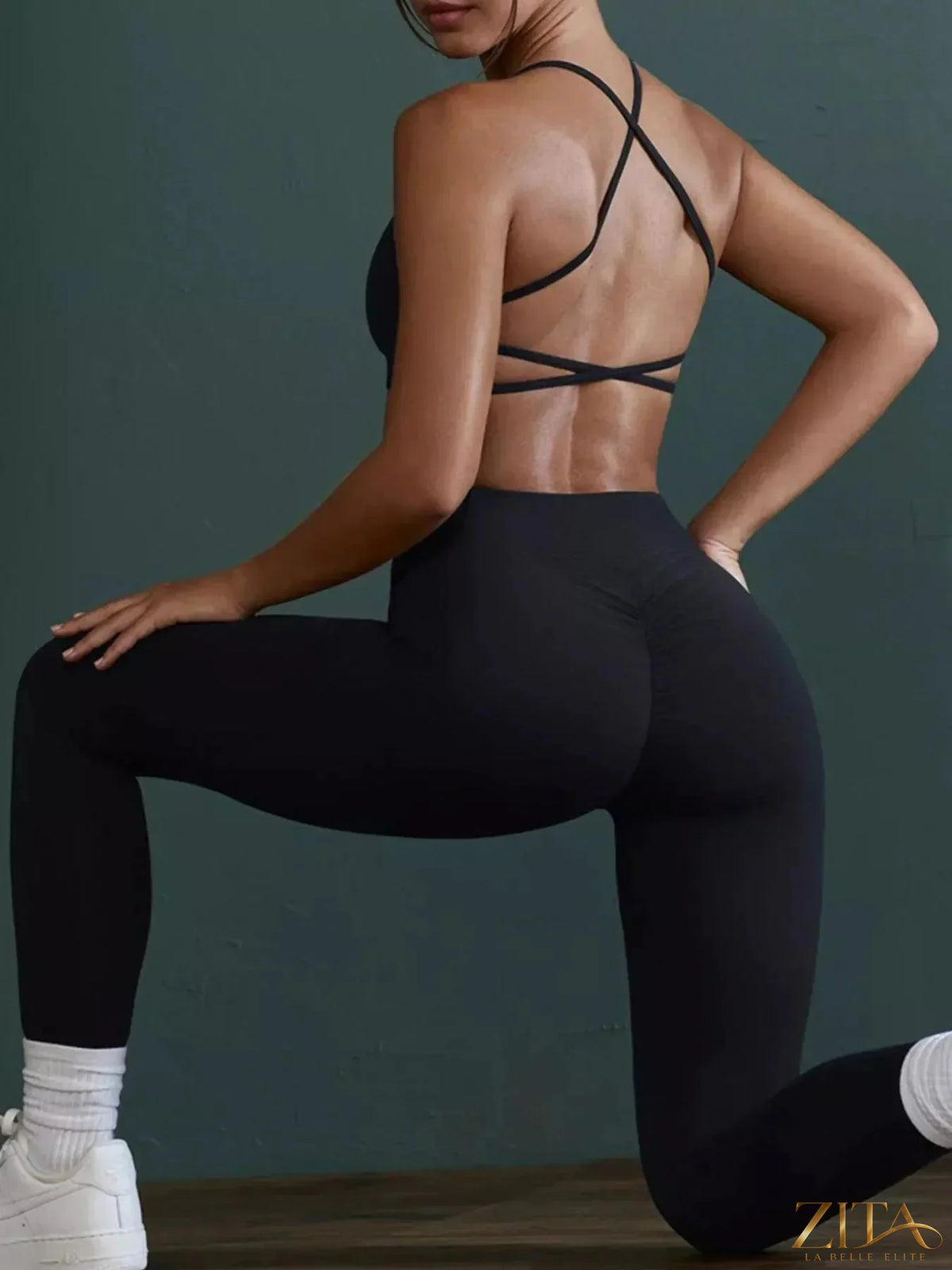 Zita La Belle Elite seamless cross-waist cami and leggings active set, black with sleek, stretchy fabric for workout and active wear.