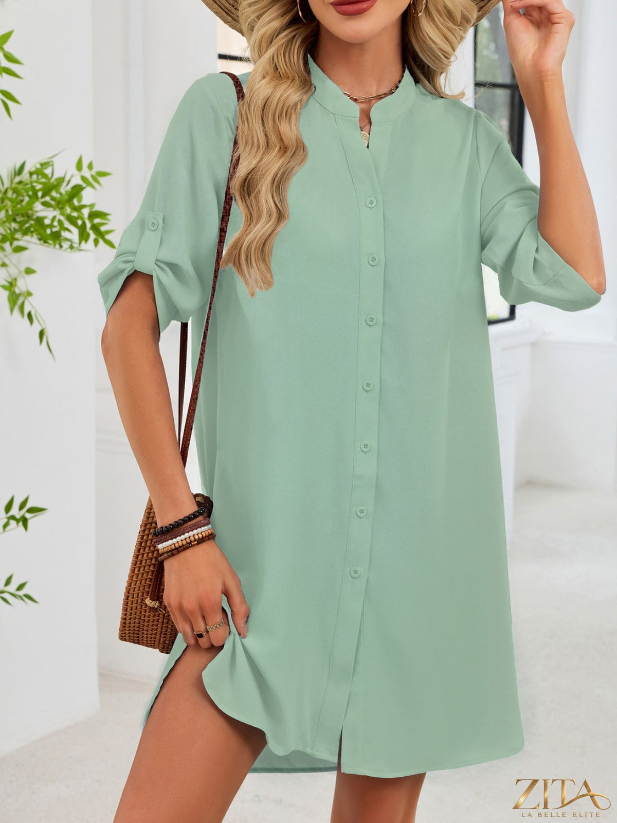 Zita La Belle Elite casual button-down shirt dress in lightweight fabric, featuring a relaxed fit and classic collar style.