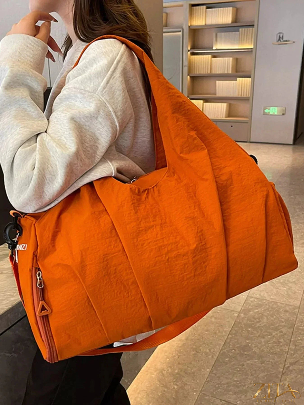 Zita La Belle Elite ruched large capacity travel bag with sturdy handles and spacious interior for travel essentials