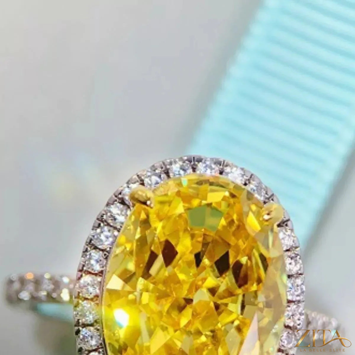 925 Sterling Silver Zircon Round Ring with sparkling gemstone, elegant jewelry piece showcasing a shiny silver band and round zircon stone