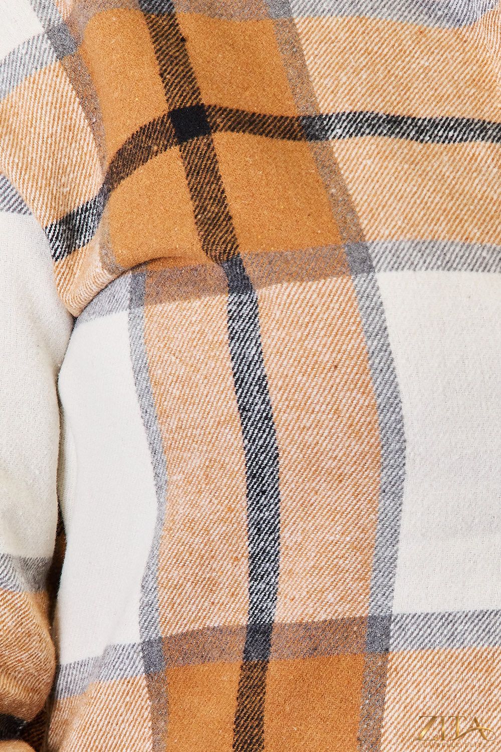 Zita La Belle Elite Perfee plaid print dropped shoulder shirt with long sleeves and relaxed fit, featuring a stylish plaid pattern.