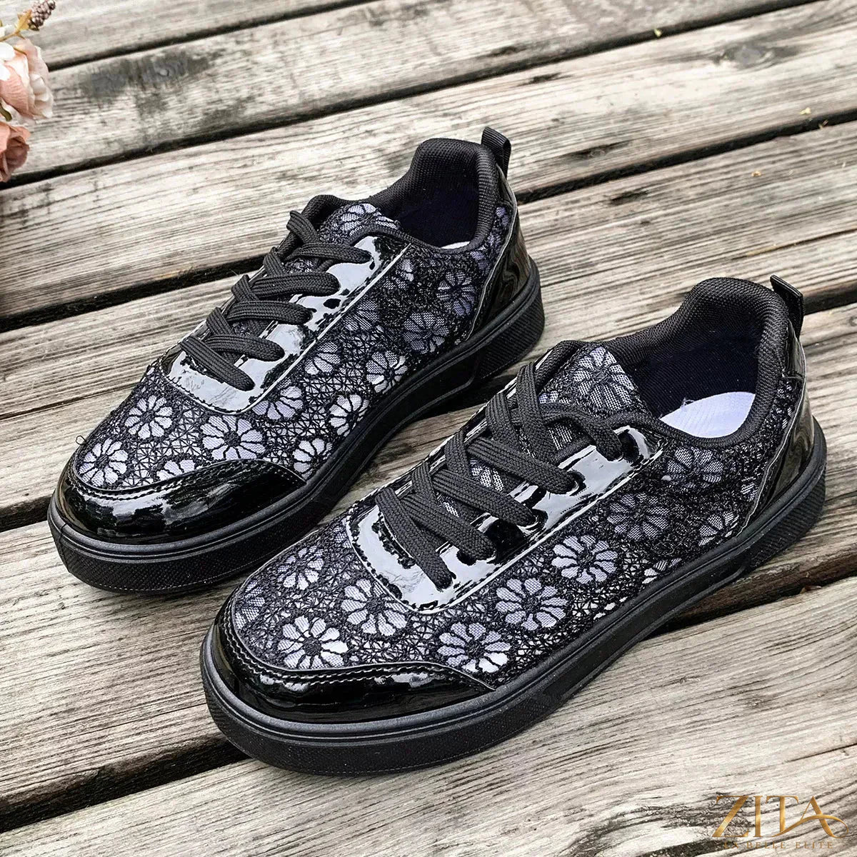 Zita La Belle Elite round toe lace sneakers with white laces and stitching, featuring a casual, comfortable design.