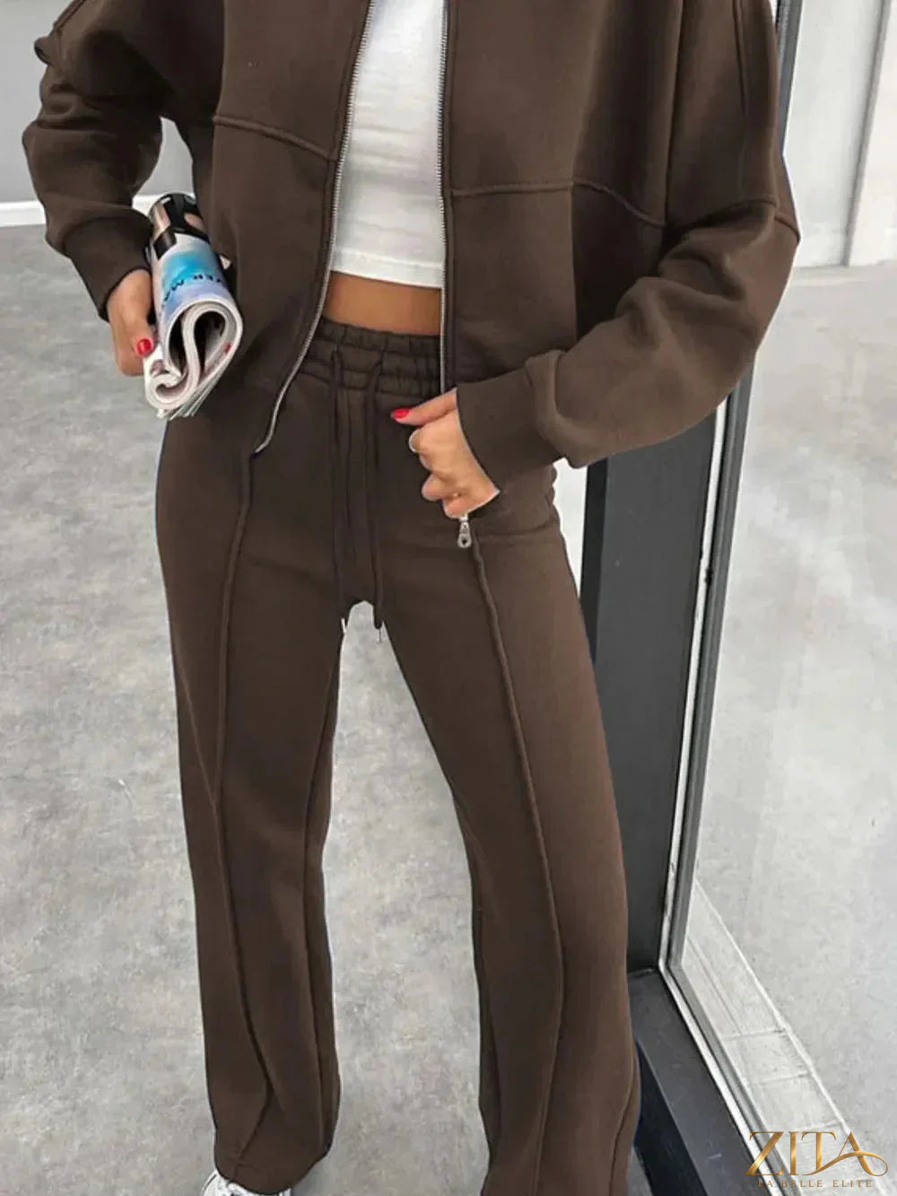 Zita La Belle Elite baseball collar zip-up outerwear with matching drawstring pants set, stylish and comfortable casual outfit.