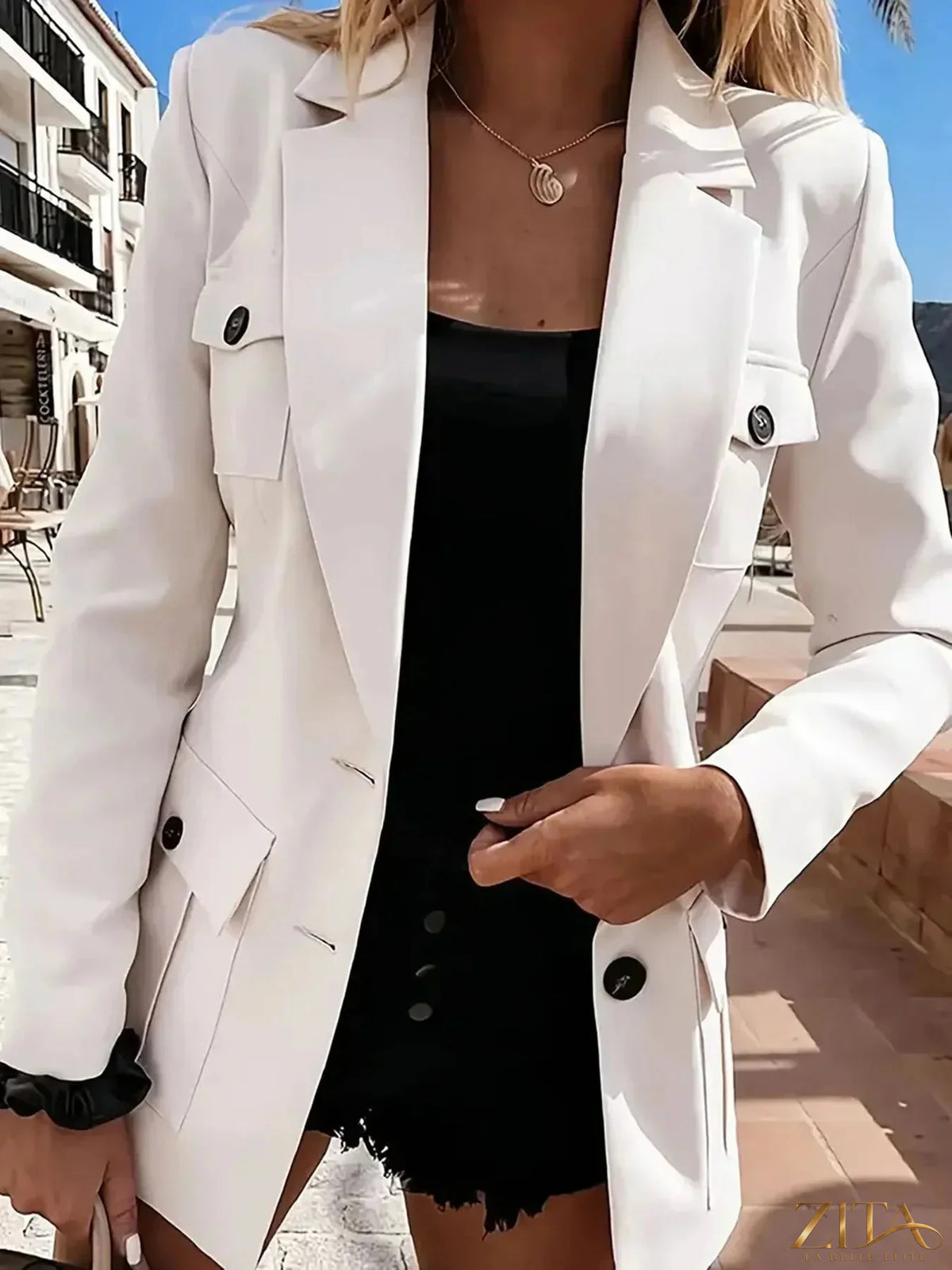 Zita La Belle Elite navy blazer with lapel collar and long sleeves, tailored fit for a sophisticated look