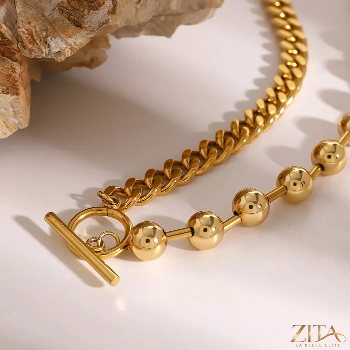 18K gold-plated toggle clasp necklace with elegant chain from Zita La Belle Elite, showcasing a polished finish and secure closure.