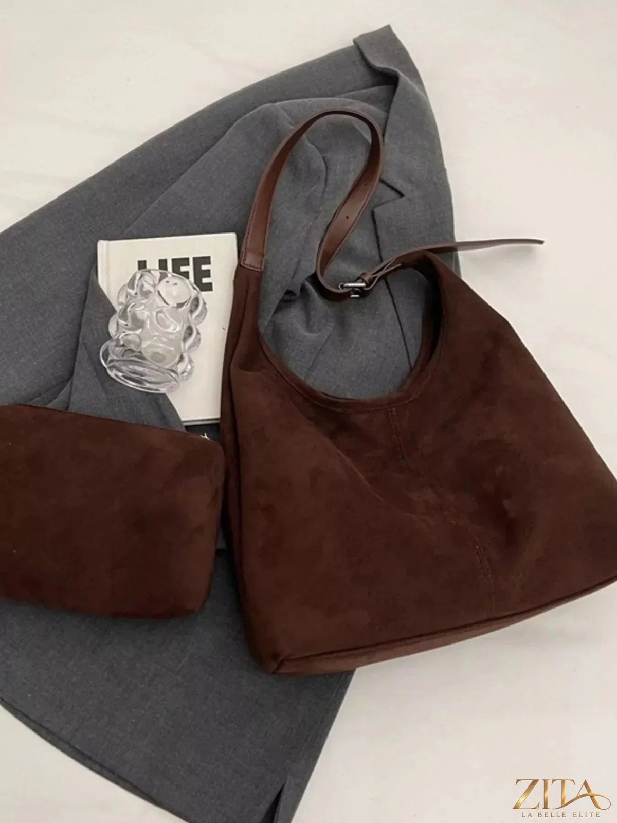 Lightweight Zita La Belle Elite adjustable strap handbag with sleek design and modern style, featuring a spacious interior and elegant details.