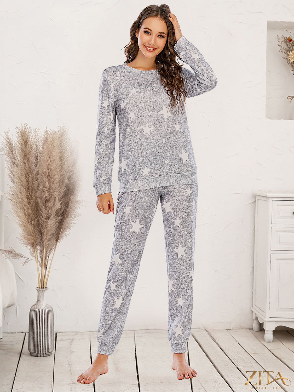 Zita La Belle Elite star print lounge set with matching top and pants, soft fabric and relaxed fit for comfortable wear.