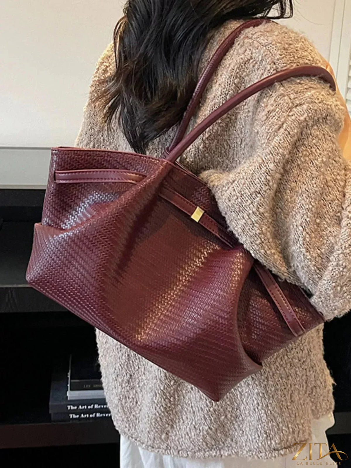 Zita La Belle Elite Texture Tote Bag showing a close-up of the textured leather surface and sturdy handles.