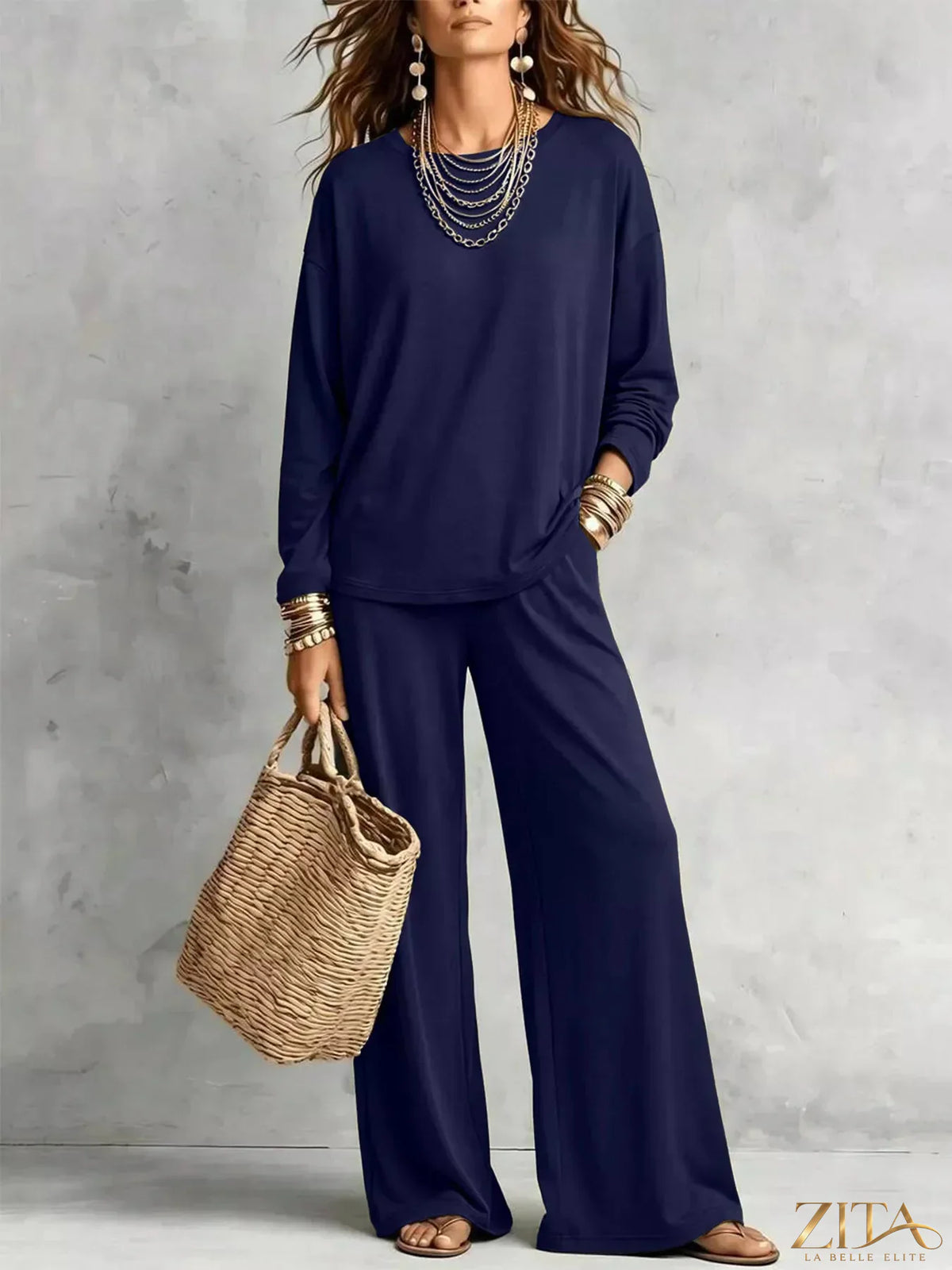 Zita La Belle Elite round neck T-shirt and wide-leg pants set, casual outfit with a relaxed fit and stylish design.