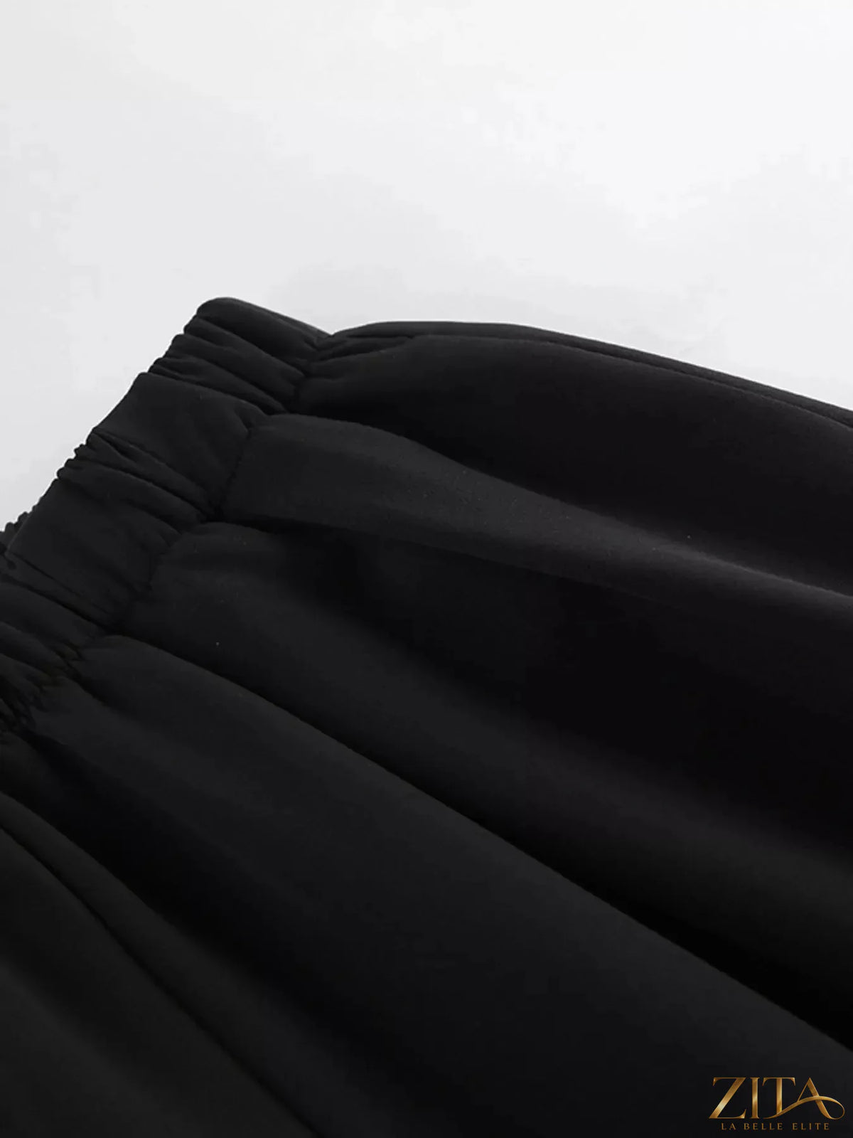 Zita La Belle Elite Puffy Sleeve Blazer and Wide-Leg Pants set, stylish tailored suit with puffed sleeves and flowing wide-leg trousers.