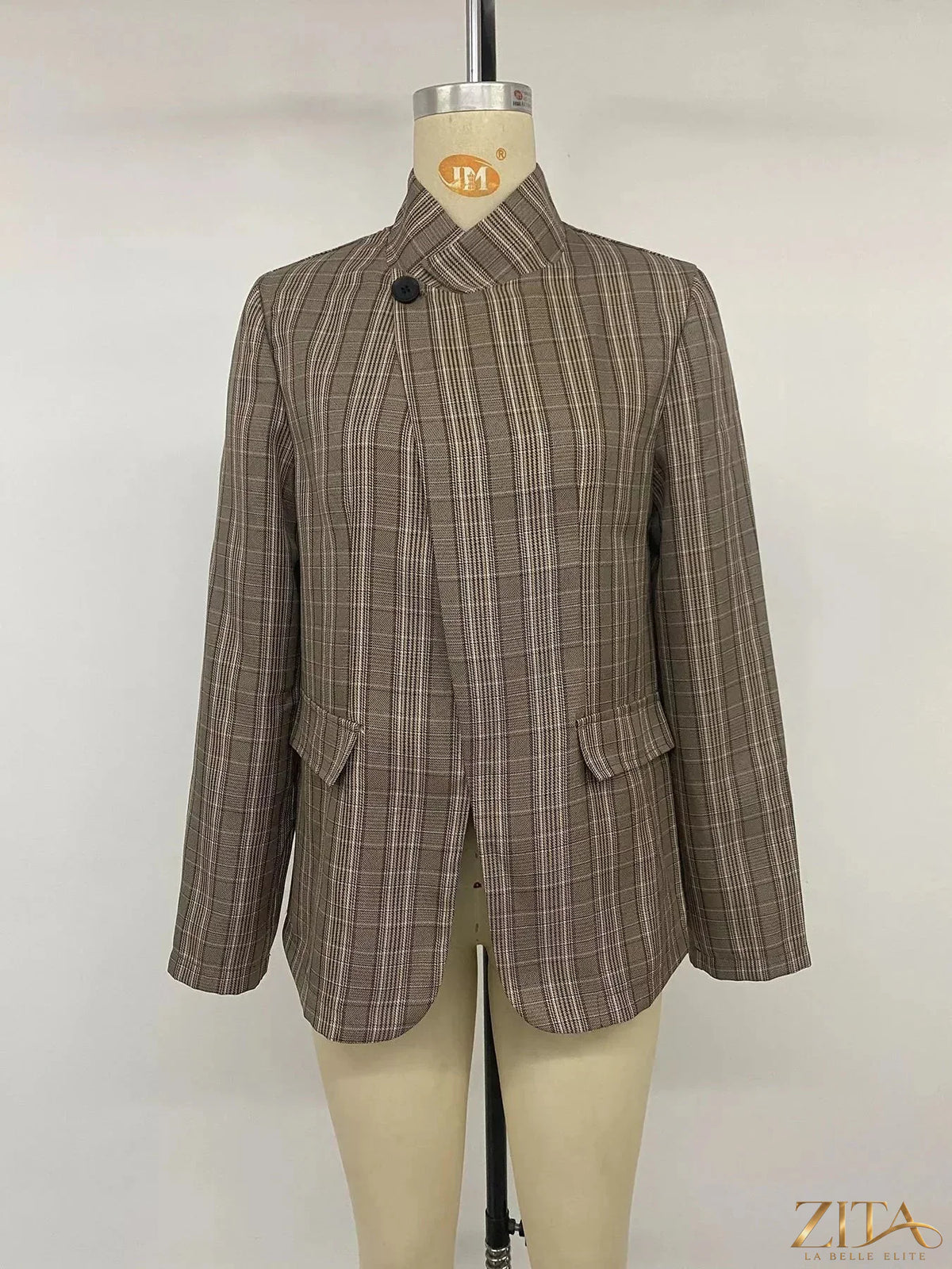 Zita La Belle Elite plaid single-button blazer, tailored blazer with classic plaid pattern and a single front button.