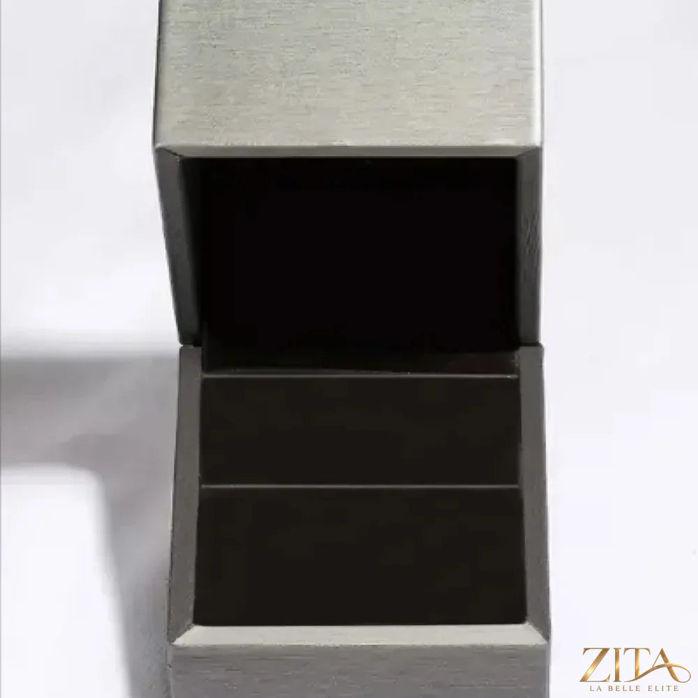 Sun-shaped 18K gold-plated ring by Zita La Belle Elite, featuring a detailed sun motif with a polished finish.