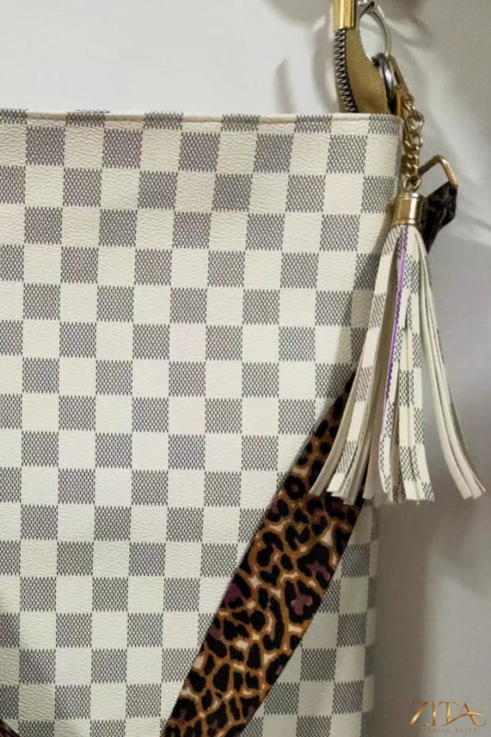 Zita La Belle Elite Adored PU leather shoulder bag with tassel, featuring a stylish design and spacious interior.