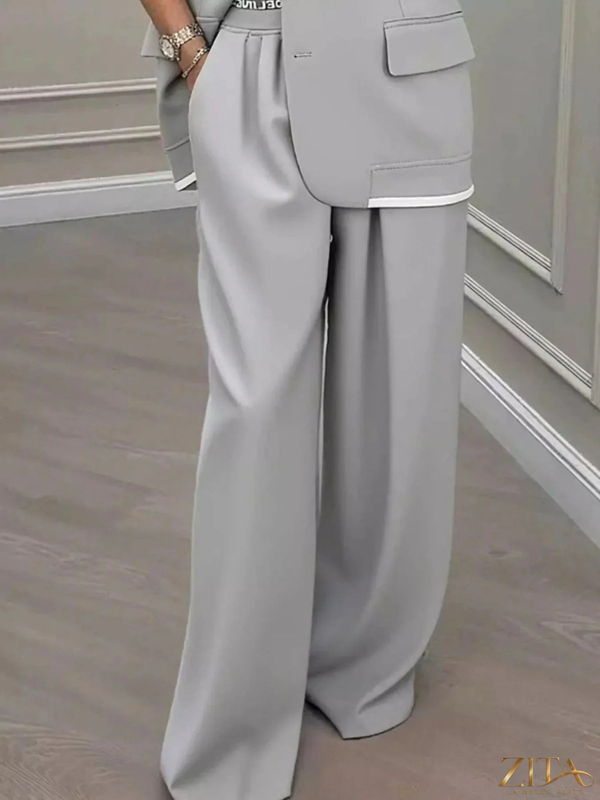 Plus size Zita La Belle Elite blazer and wide-leg pants set, featuring a single-button blazer and matching flowy pants.