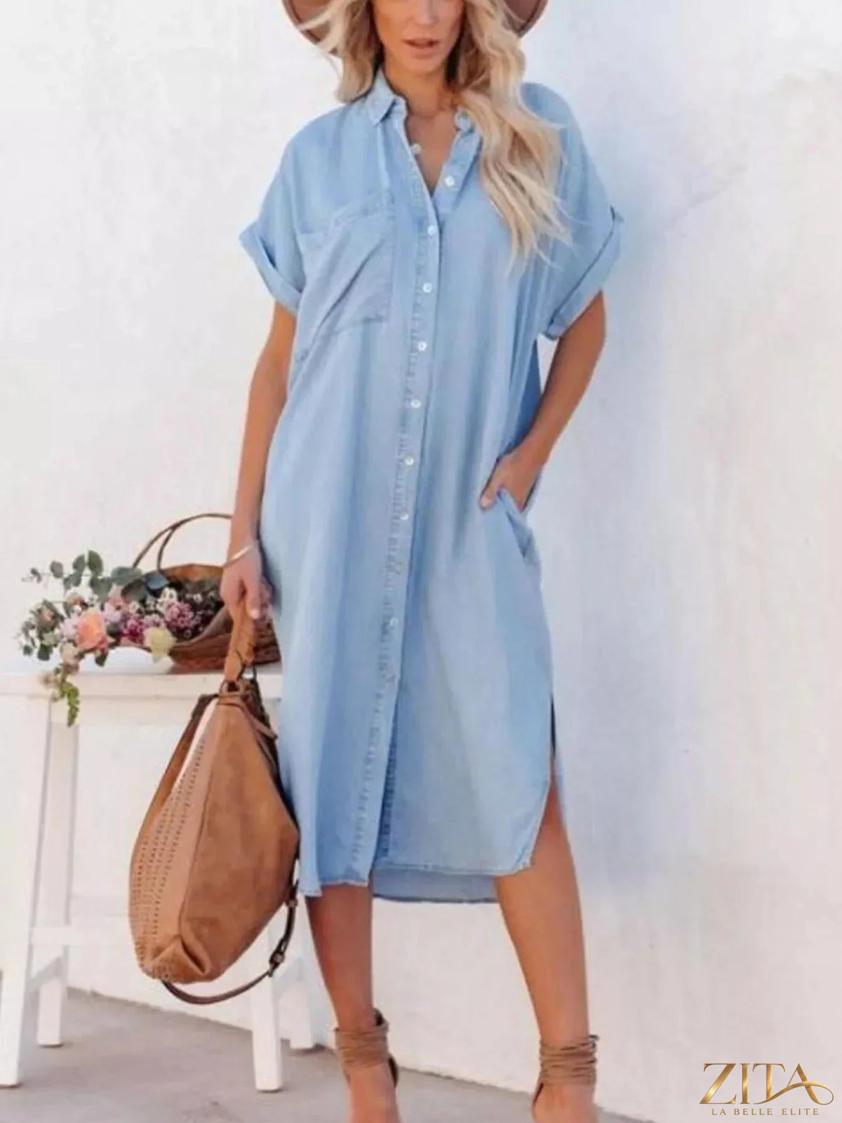 Zita La Belle Elite casual shirt dress with side slits, lightweight fabric, and a relaxed fit, shown on a model.