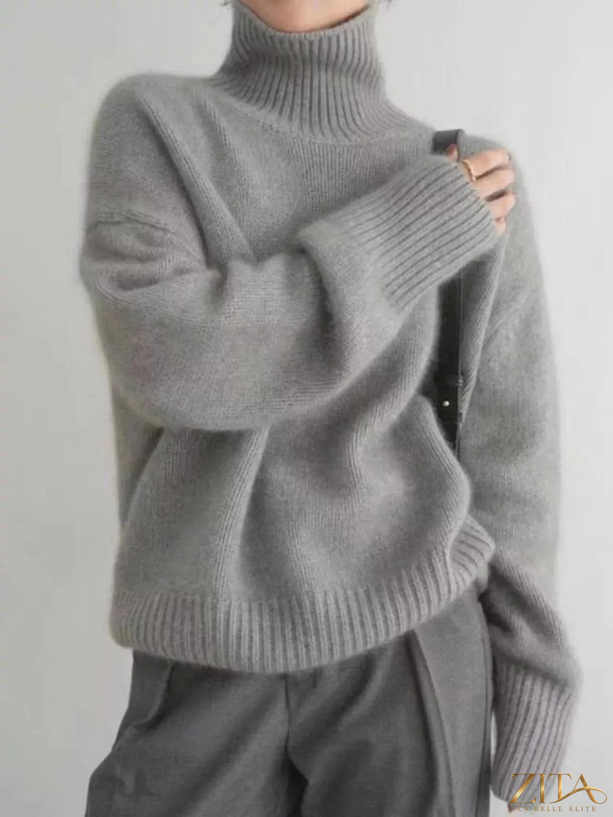 Zita La Belle Elite turtleneck dropped shoulder sweater in soft fabric, featuring a cozy fit and stylish design.
