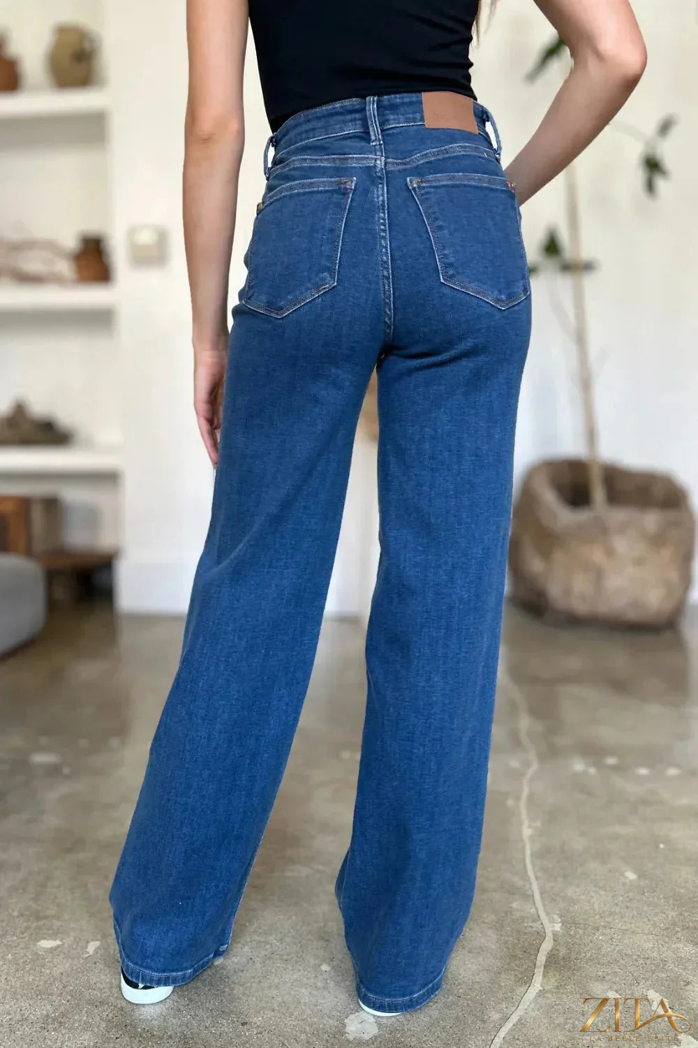 Zita La Belle Elite Judy Blue full size high rise straight jeans, denim fabric with classic five-pocket design and belt loops.