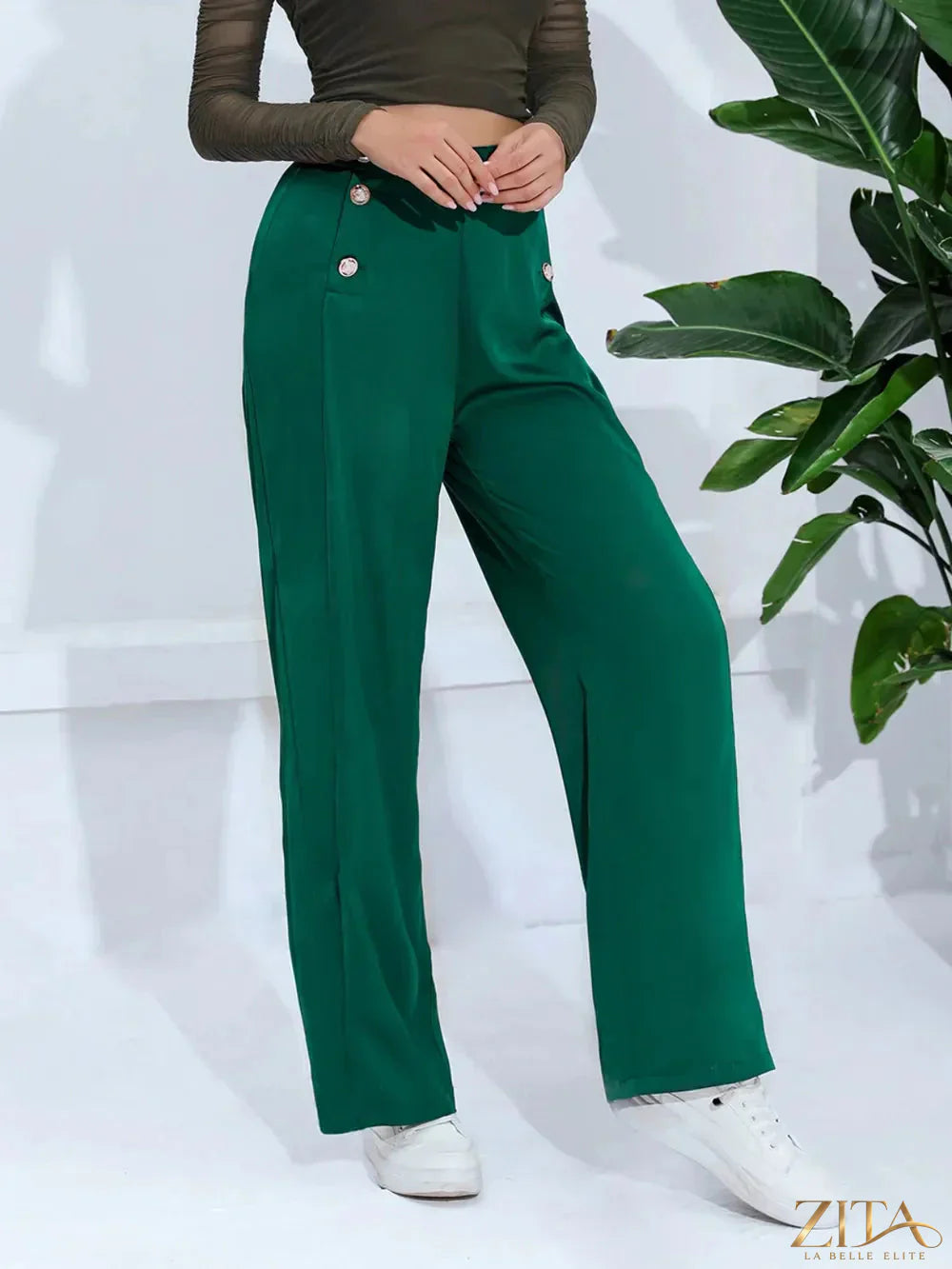 Zita La Belle Elite wide leg pants in soft fabric, featuring a high waist and flowing wide-leg design, shown on a model.