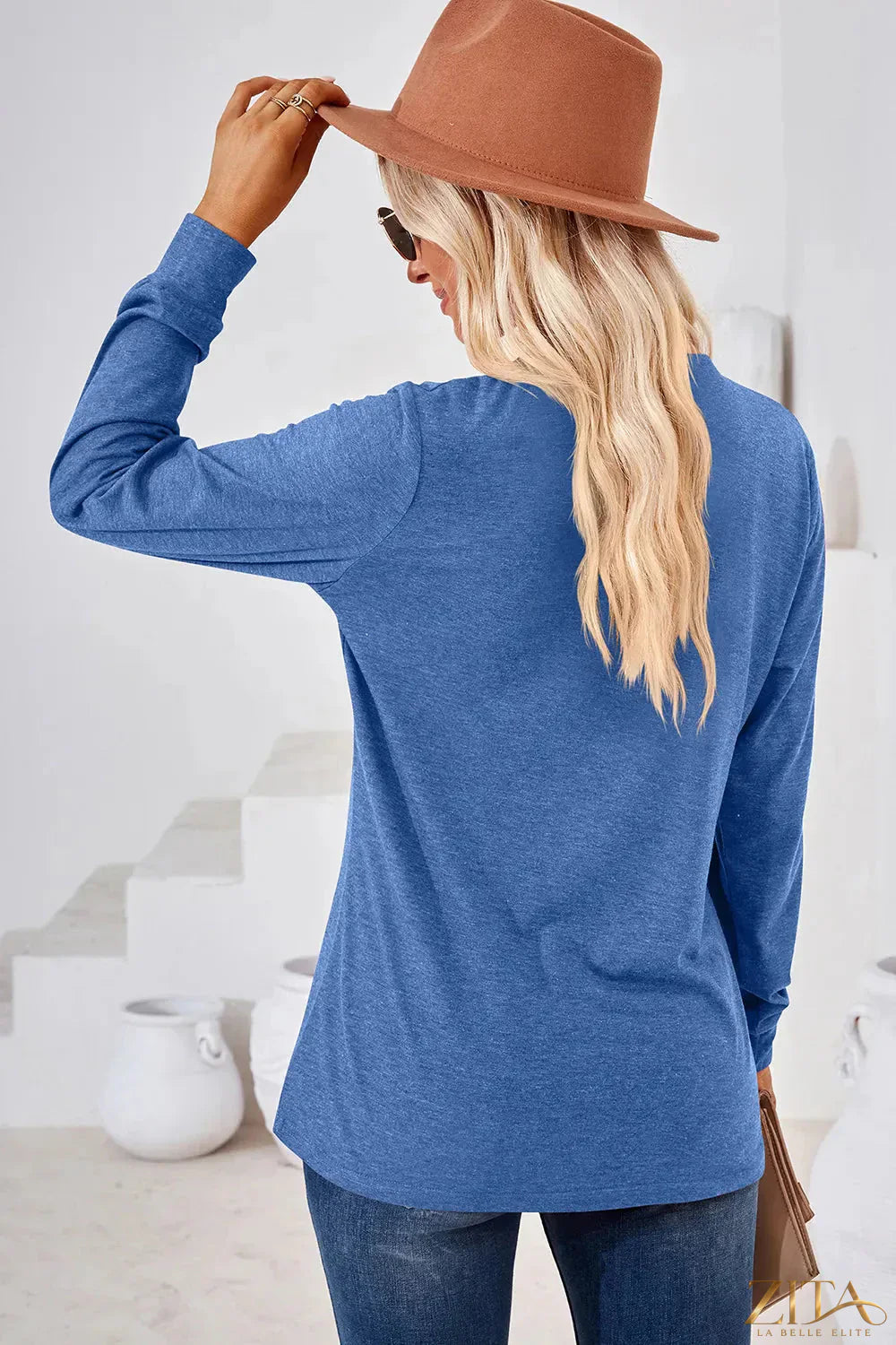 Zita La Belle Elite notched long sleeve T-shirt in black, featuring a stylish notch detail at the neckline and slim fit design.