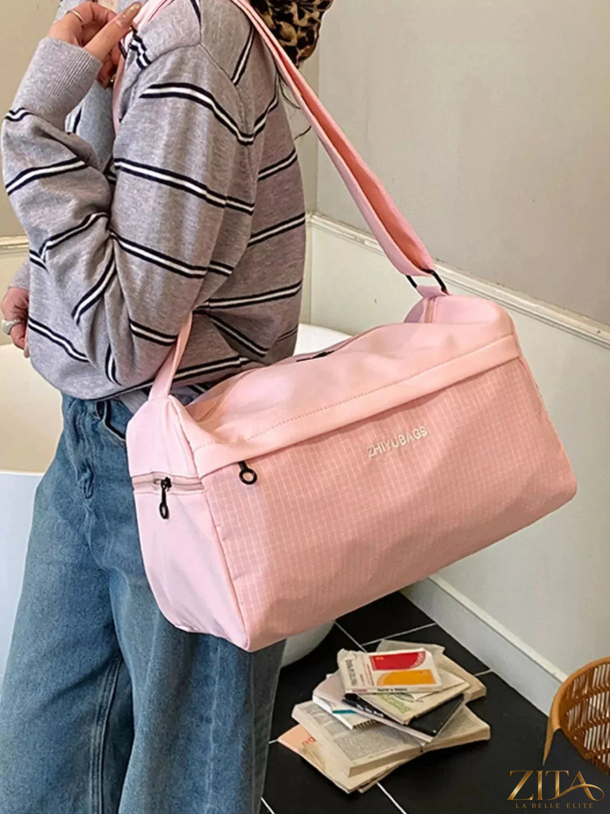 Zita La Belle Elite plaid Oxford cloth travel bag with leather handles and zipper closure, stylish and spacious for travel accessories.
