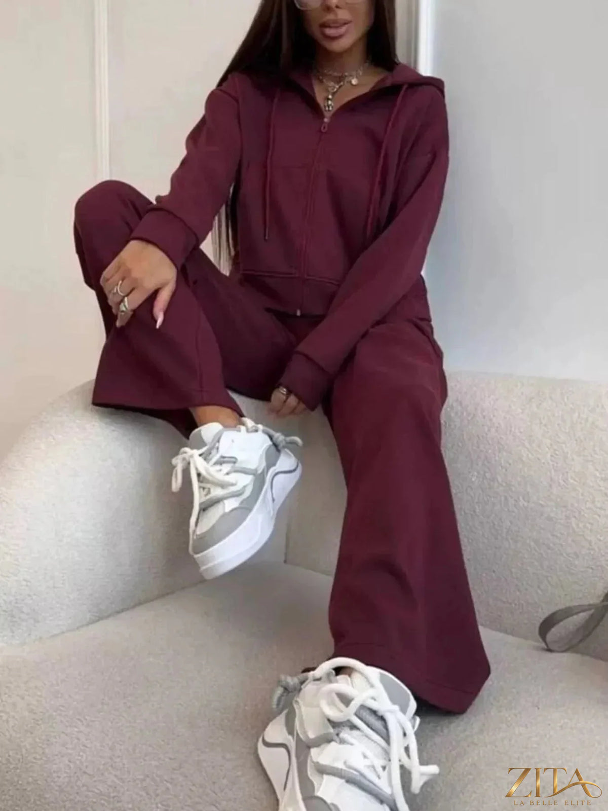 Zita La Belle Elite zip-up hoodie and wide-leg pants set, soft fabric, casual style, front zipper, and comfortable fit.
