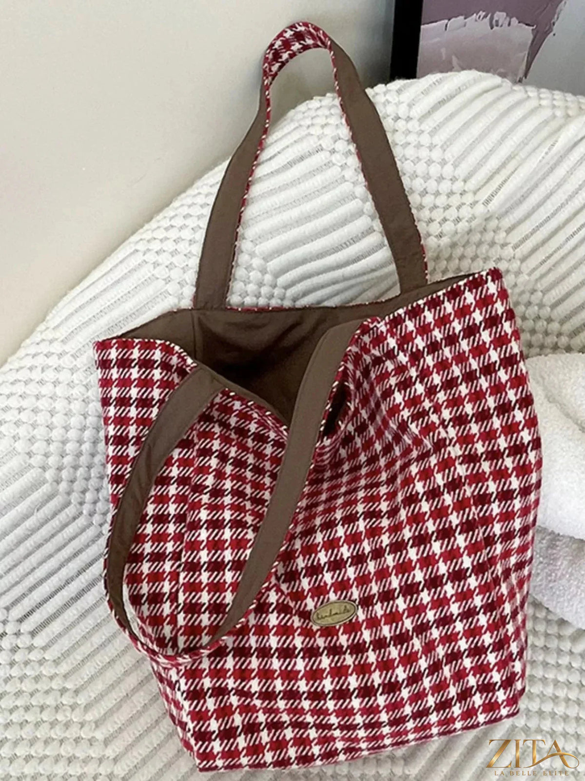 Zita La Belle Elite lightweight tote bag with spacious interior and sturdy handles, perfect for daily use.