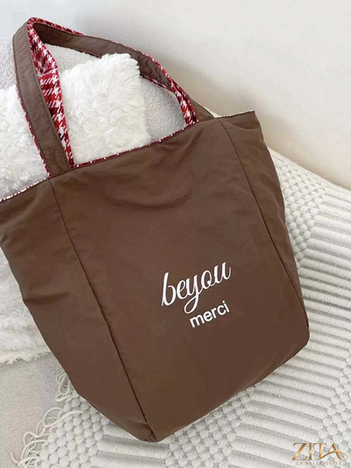 Lightweight tote bag by Zita La Belle Elite featuring sturdy handles and spacious interior for everyday use.