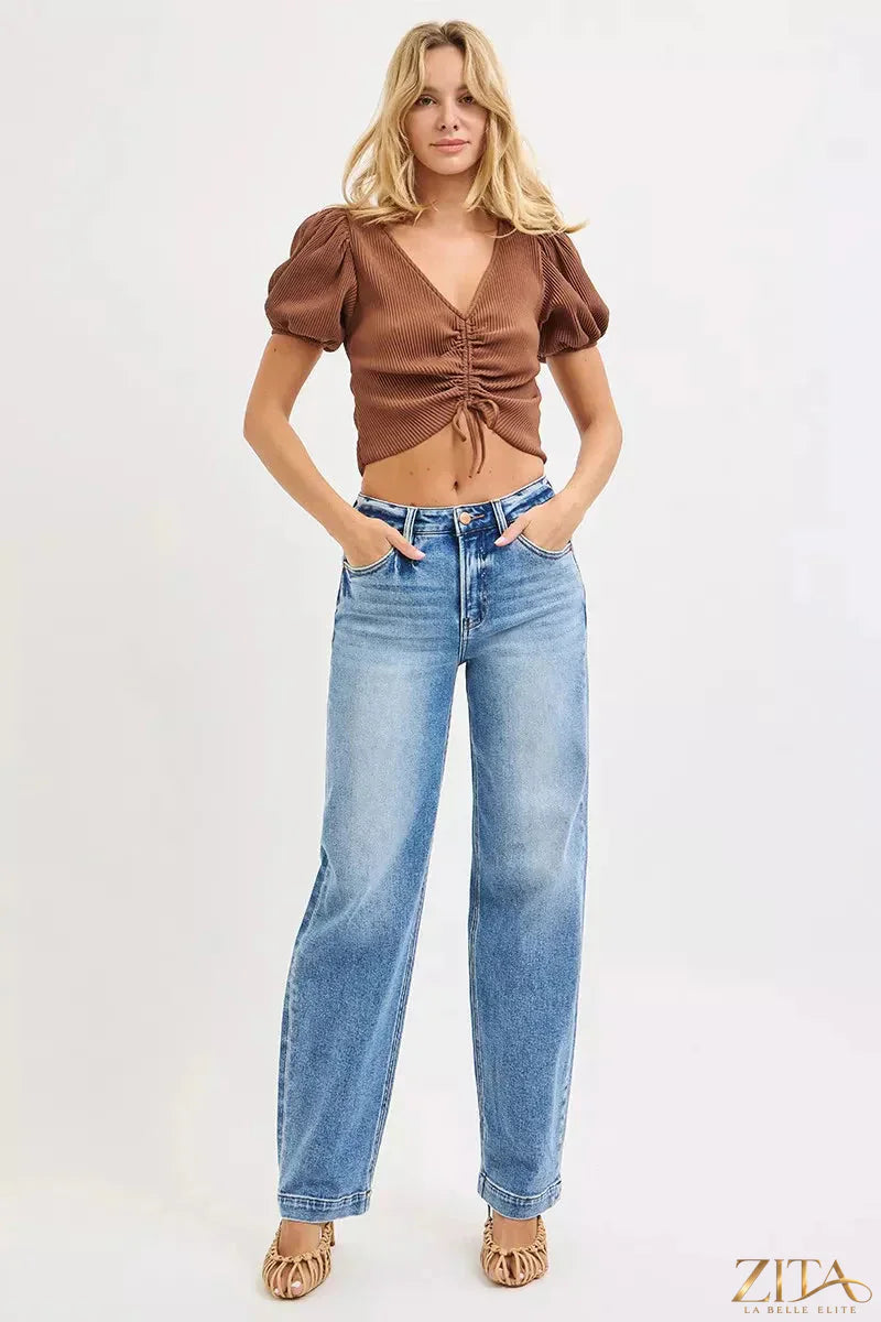 Zita La Belle Elite RISEN high-rise wide baggy jeans with distressed details and relaxed fit, displayed on a model.
