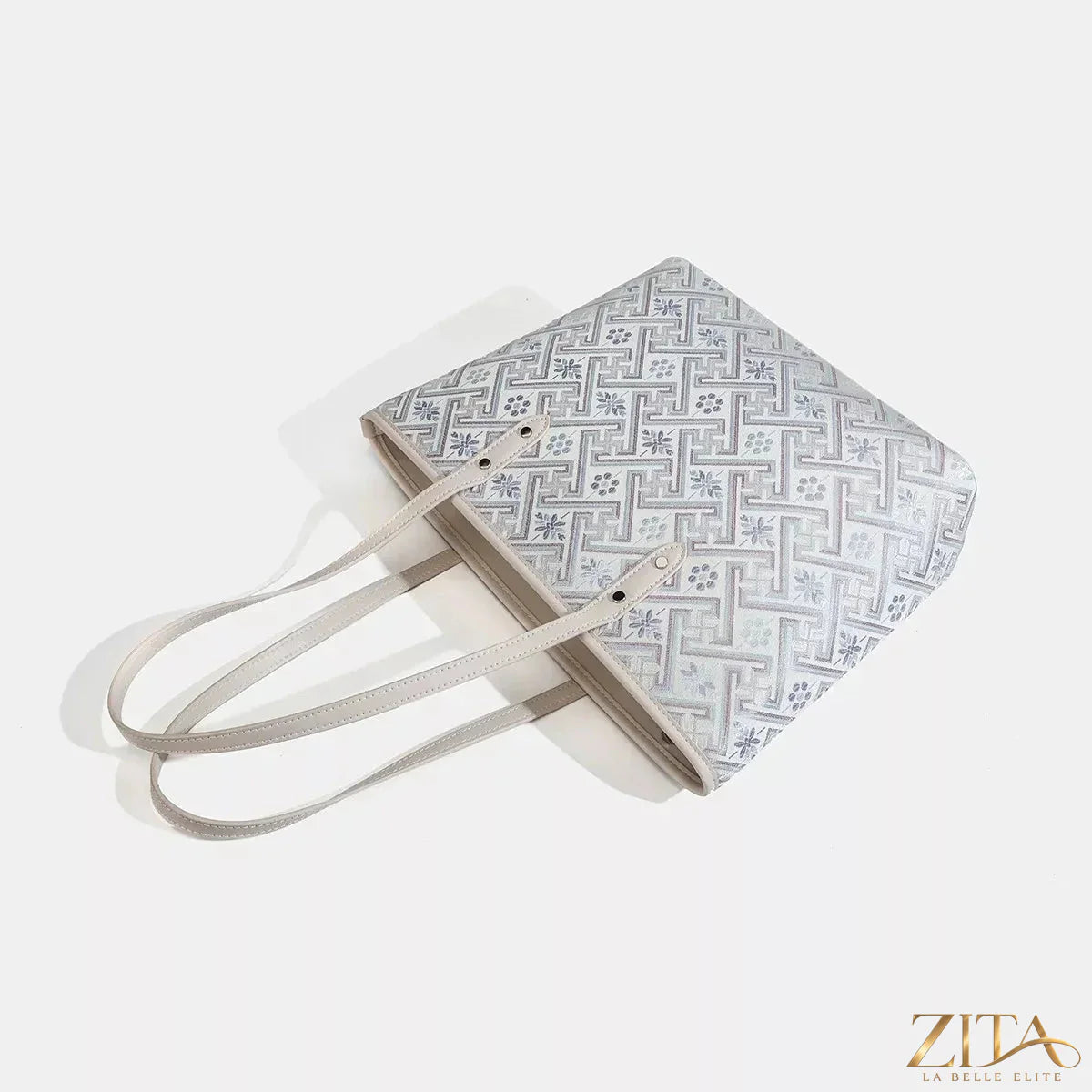 Zita La Belle Elite geometric pattern tote bag with black and white design, made of durable fabric, ideal for everyday use.