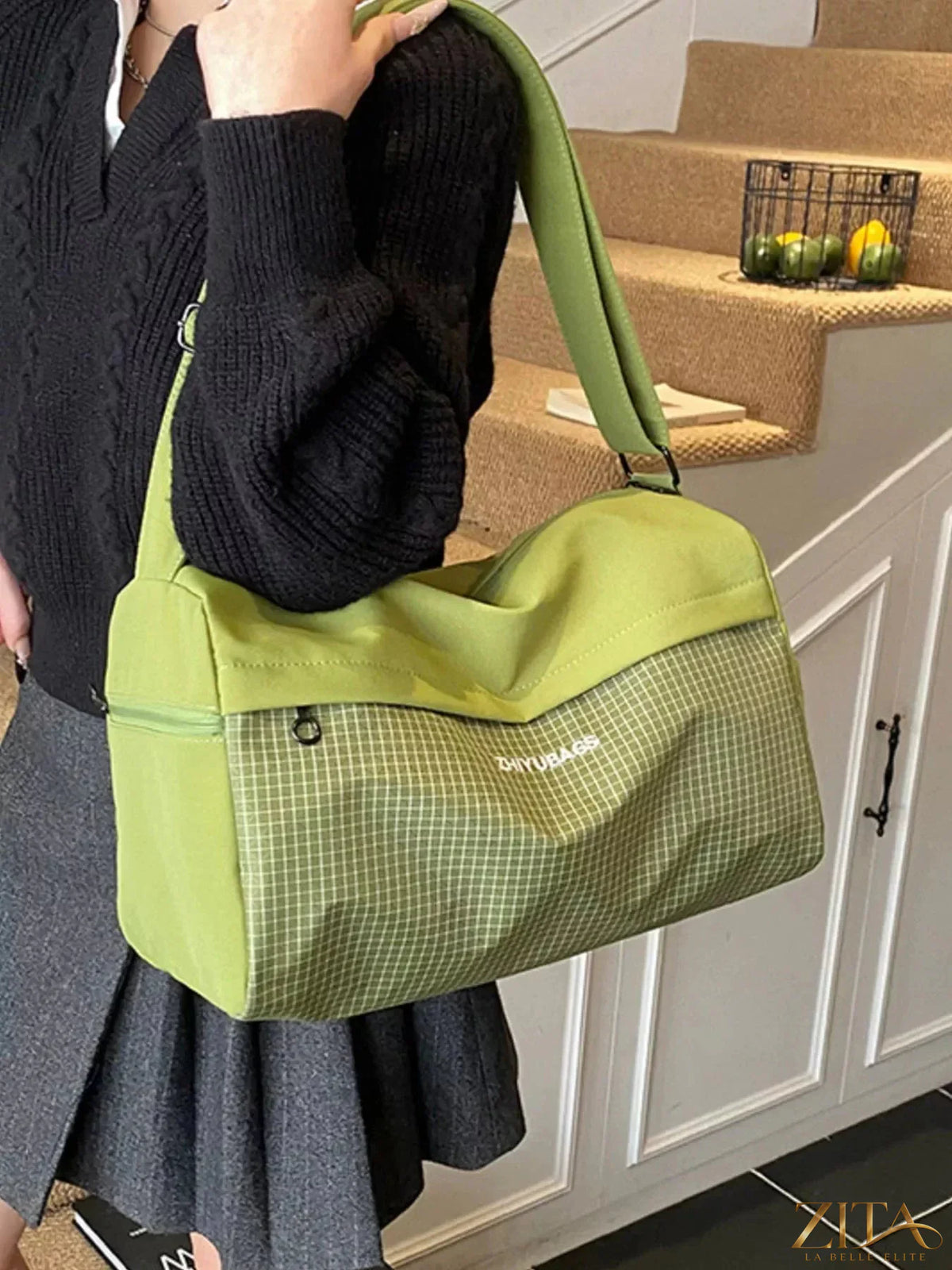 Zita La Belle Elite plaid Oxford cloth travel bag with sturdy handles and spacious interior for travel essentials.