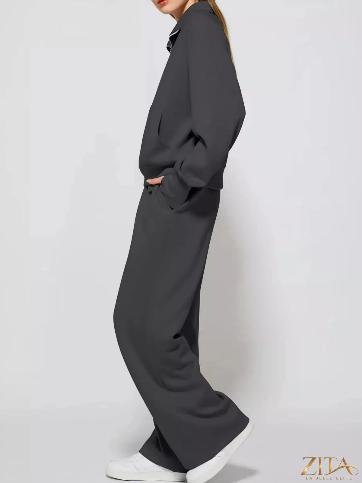 Zita La Belle Elite half-zip sweatshirt and wide-leg pants set in soft, comfortable fabric, displayed on mannequin.